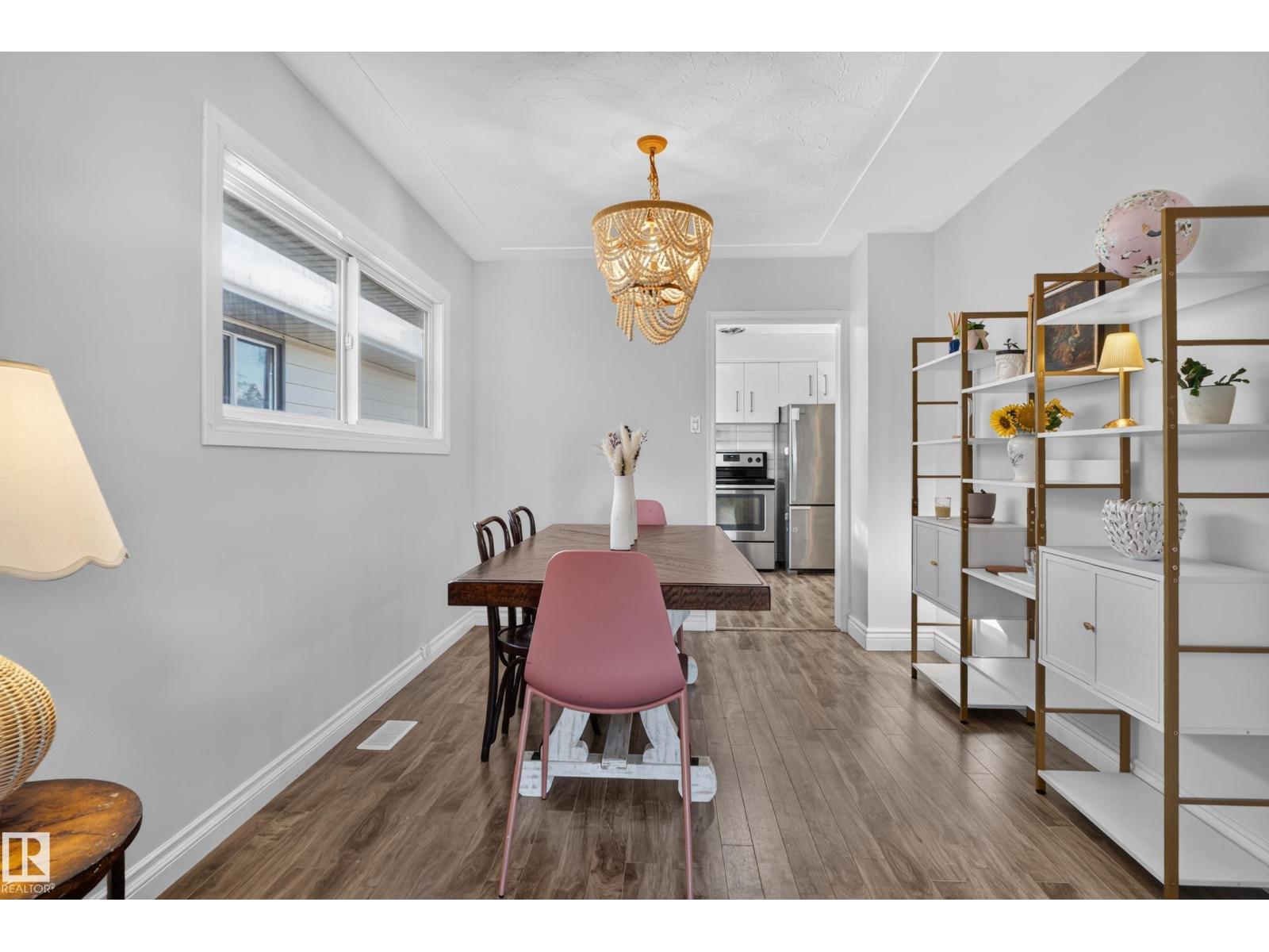 9814 79 St Nw Nw Property Photo 6