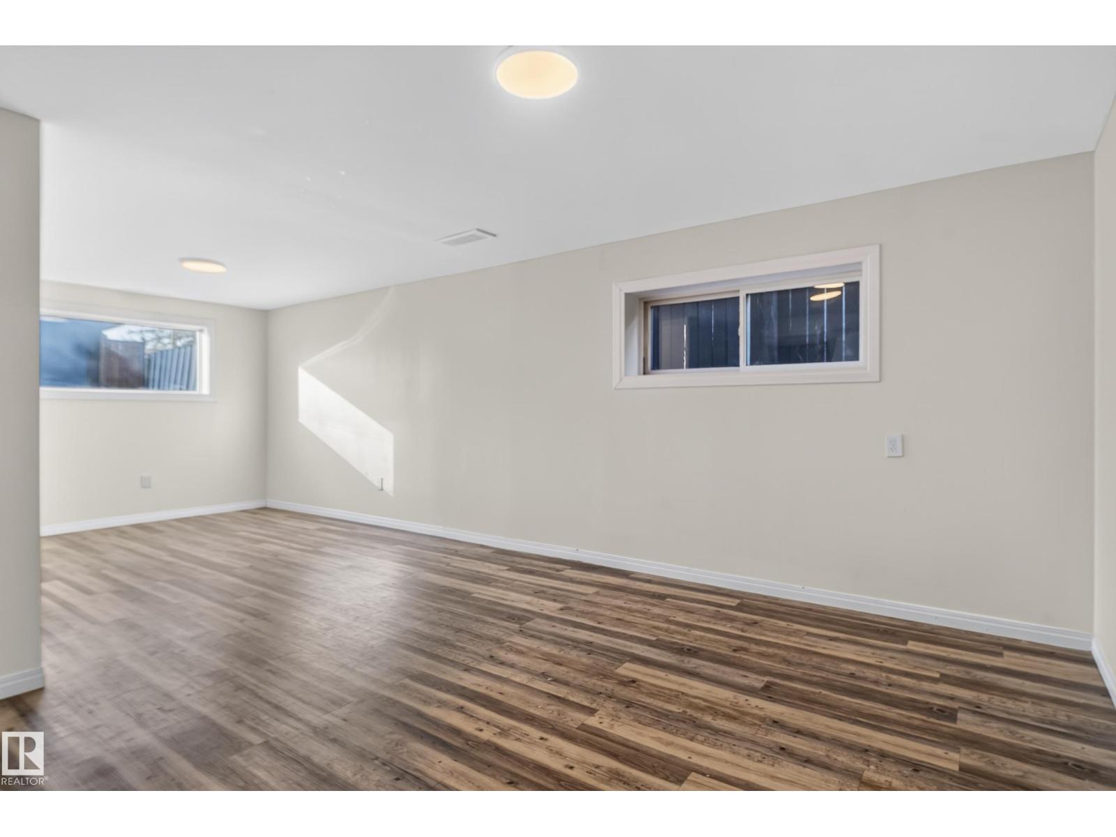 9814 79 St Nw Nw Property Photo 23