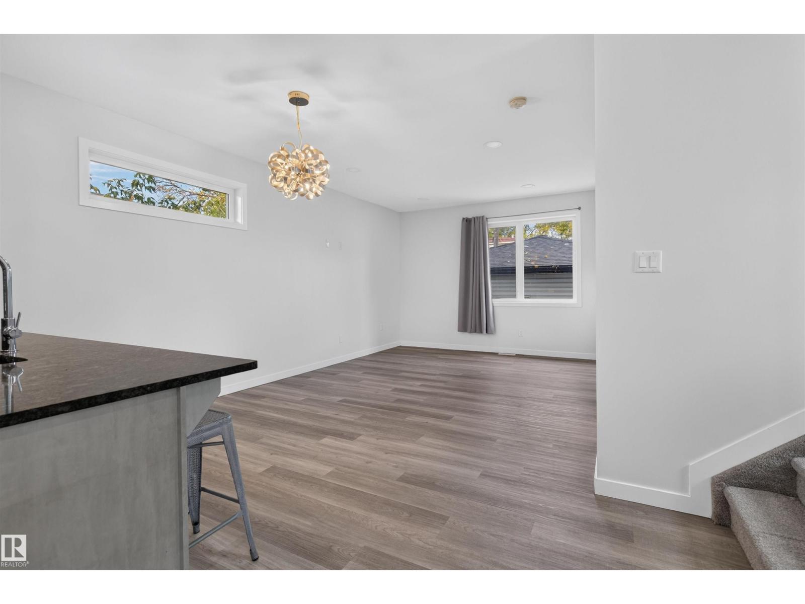 9314 107a Av Nw Property Photo 4