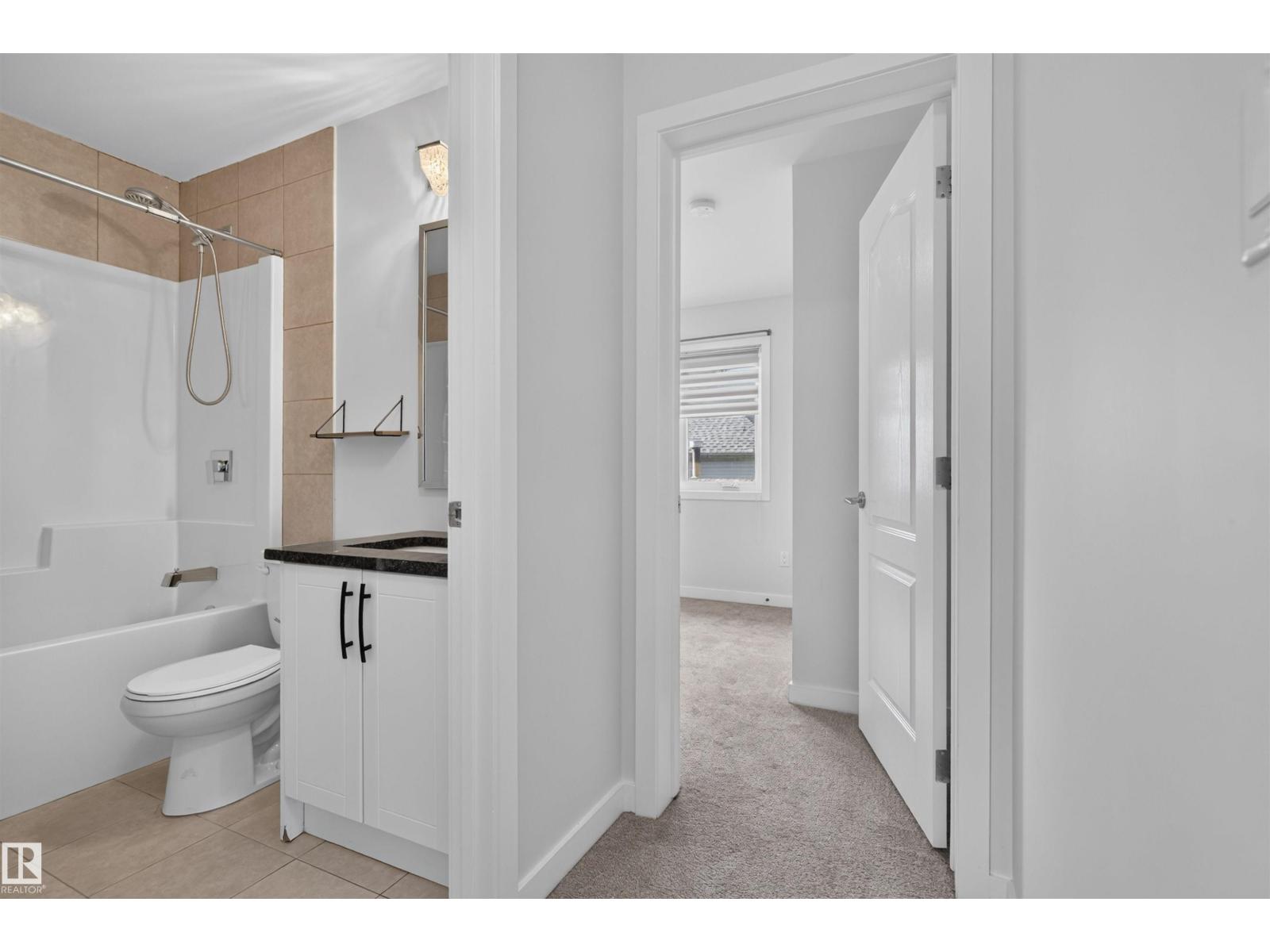 9314 107a Av Nw Property Photo 15
