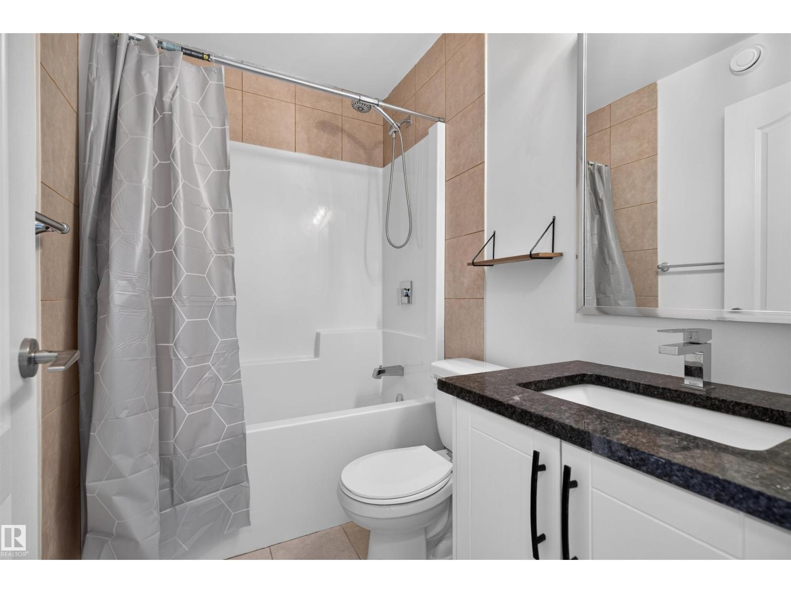 9314 107a Av Nw Property Photo 16