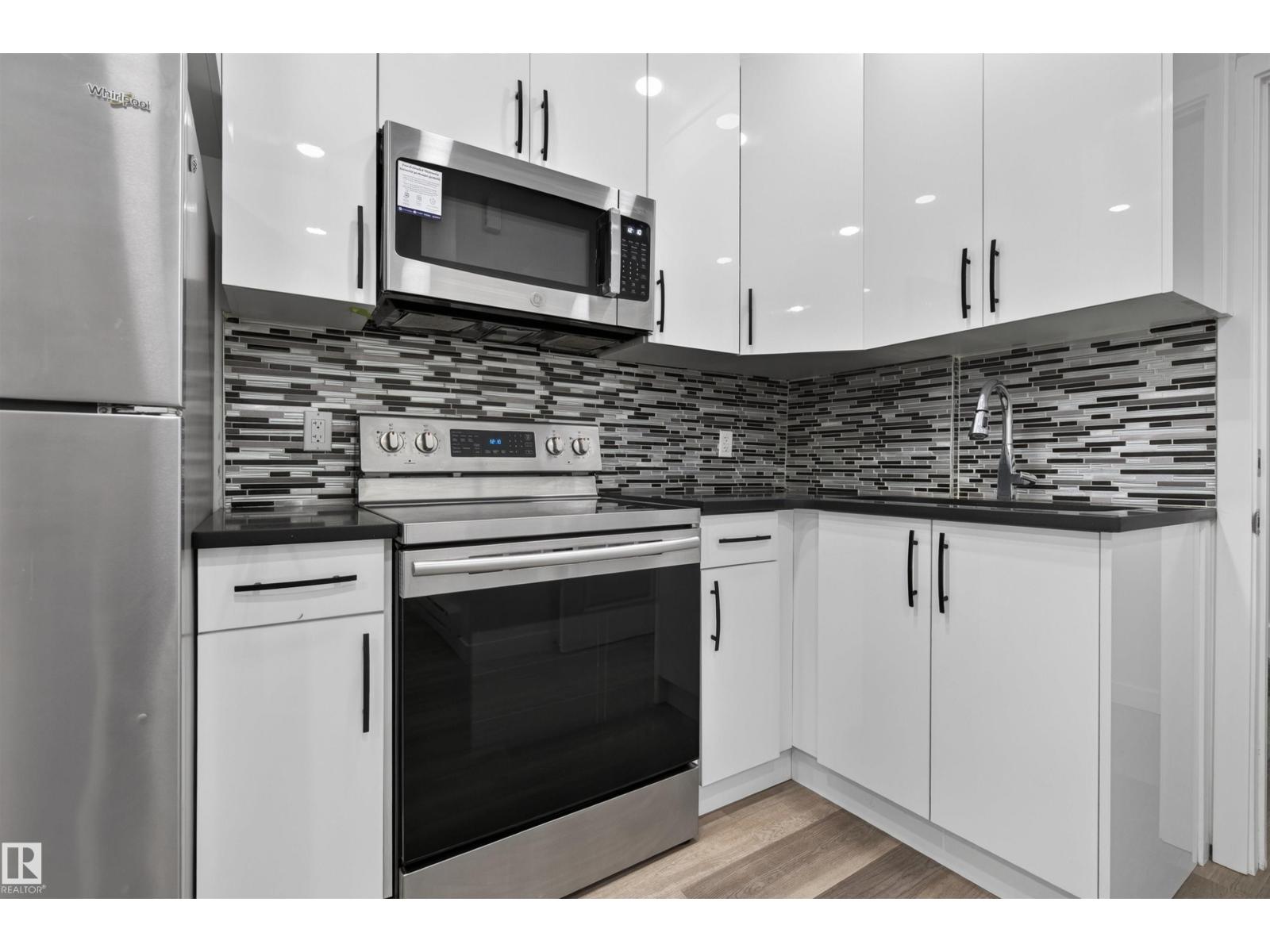 9314 107a Av Nw Property Photo 20