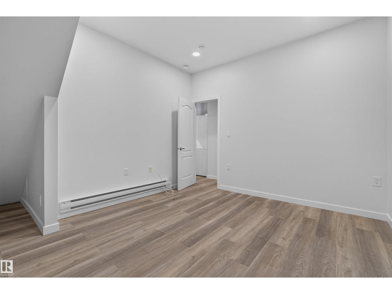 9314 107a Av Nw Property Photo 25