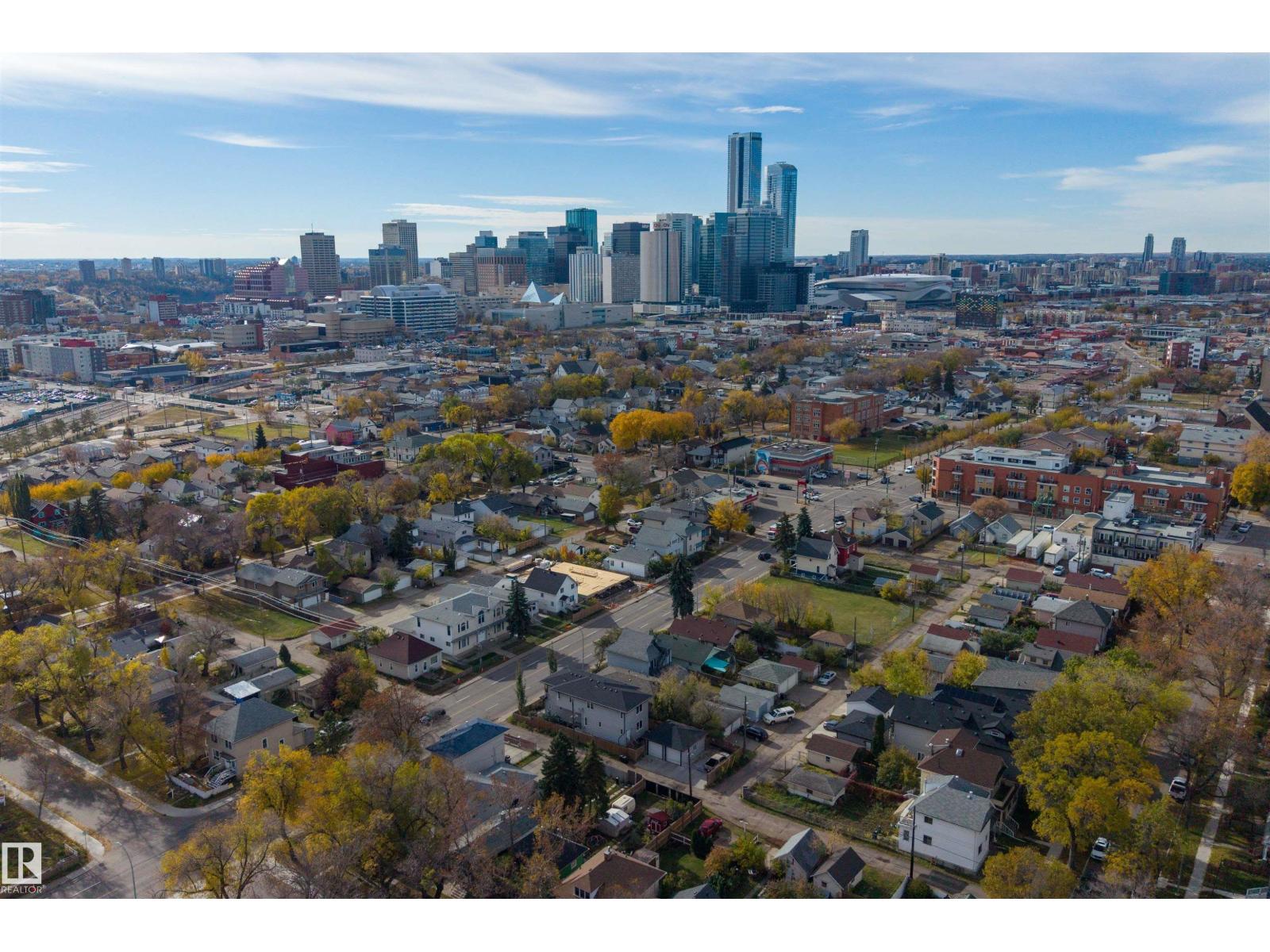 9314 107a Av Nw Property Photo 29