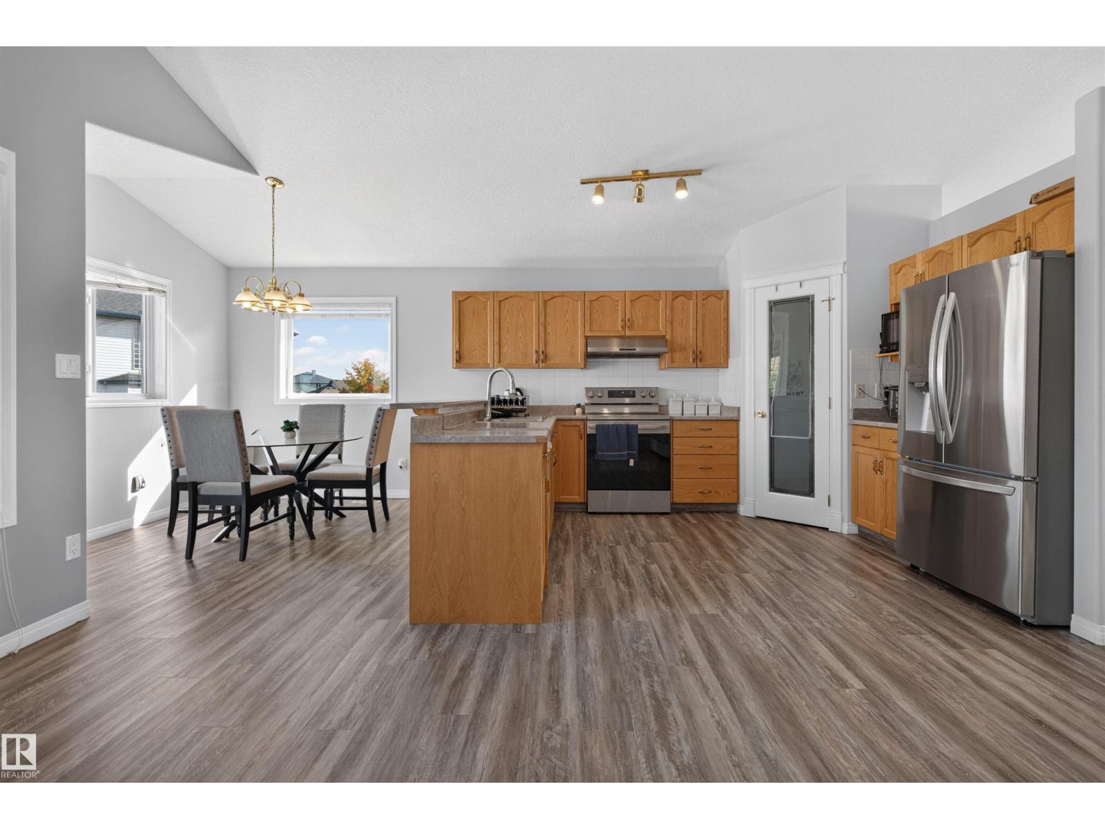 16311 89 St Nw Property Photo 18