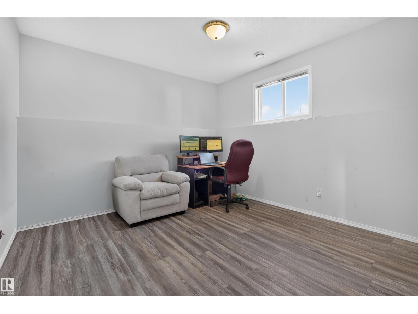 16311 89 St Nw Property Photo 37