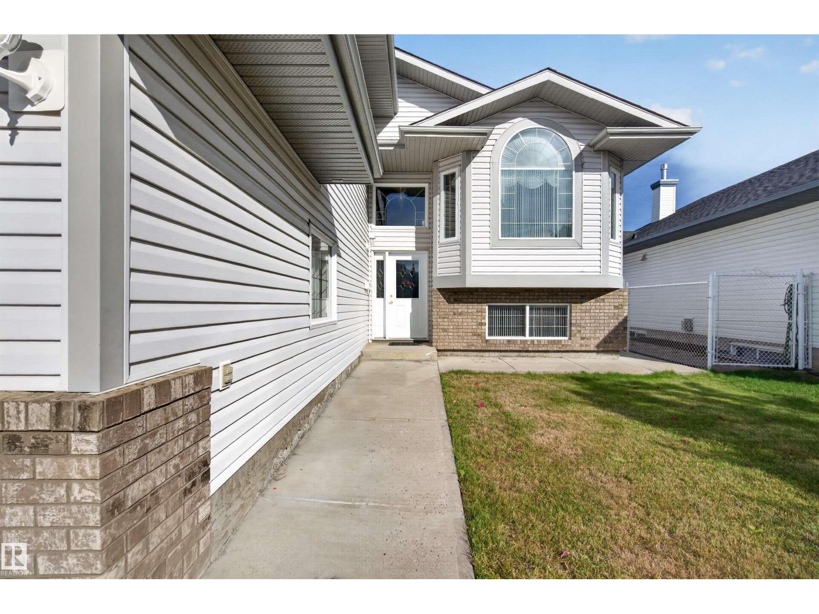 16311 89 St Nw Property Photo 44