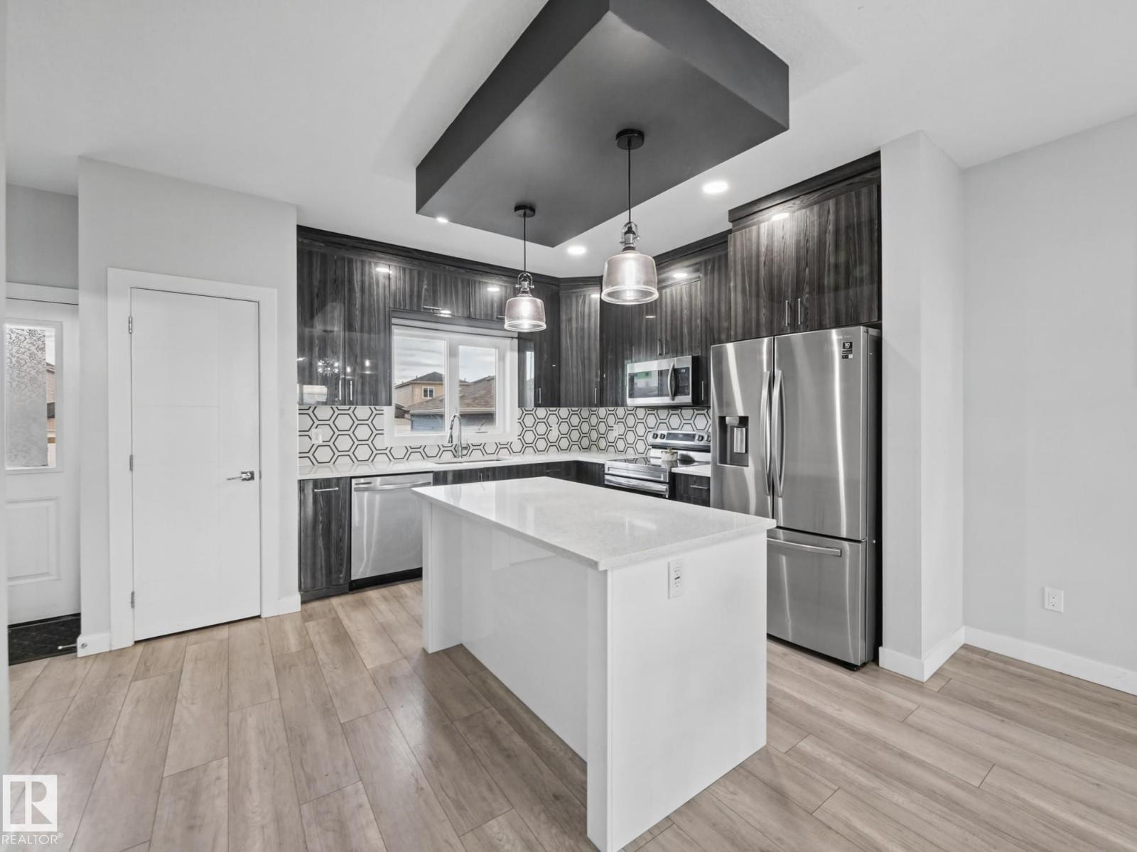 20625 99b Av Nw Property Photo 10