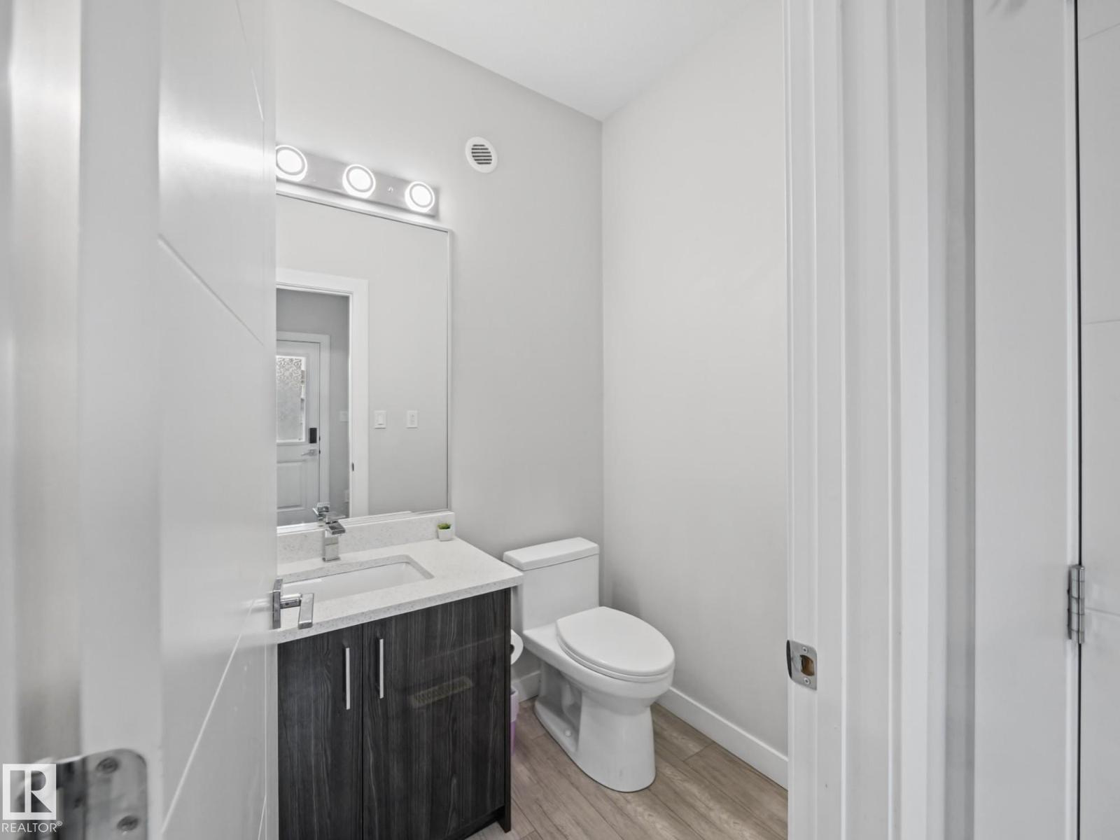 20625 99b Av Nw Property Photo 24