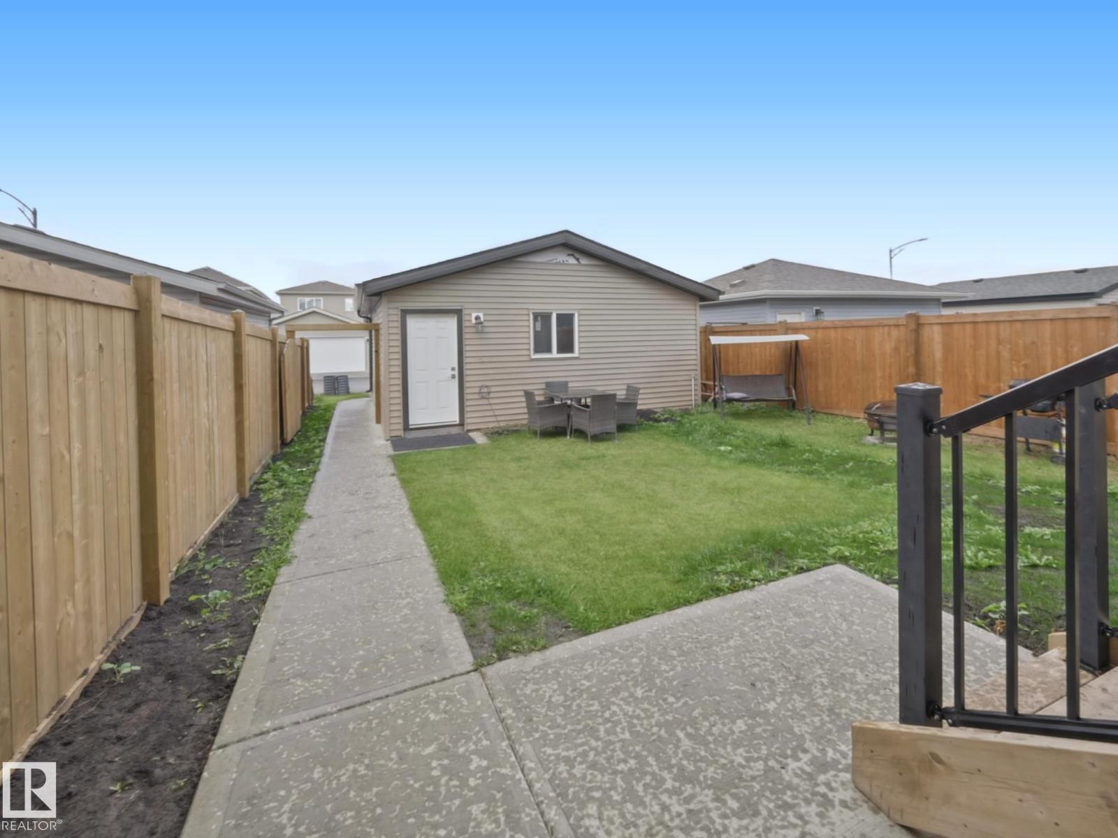 20625 99b Av Nw Property Photo 61