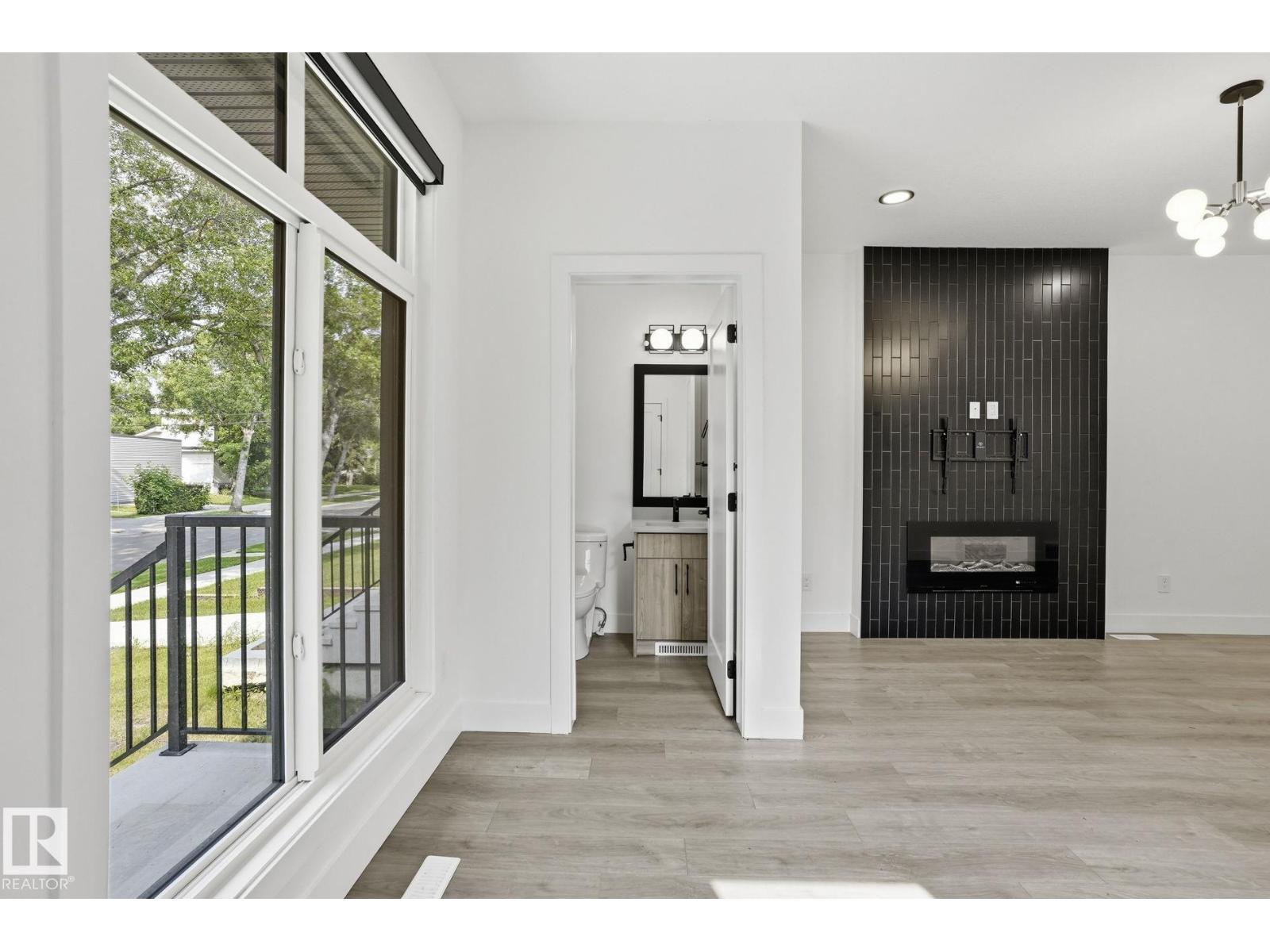 13909 107a Av Nw Property Photo 7