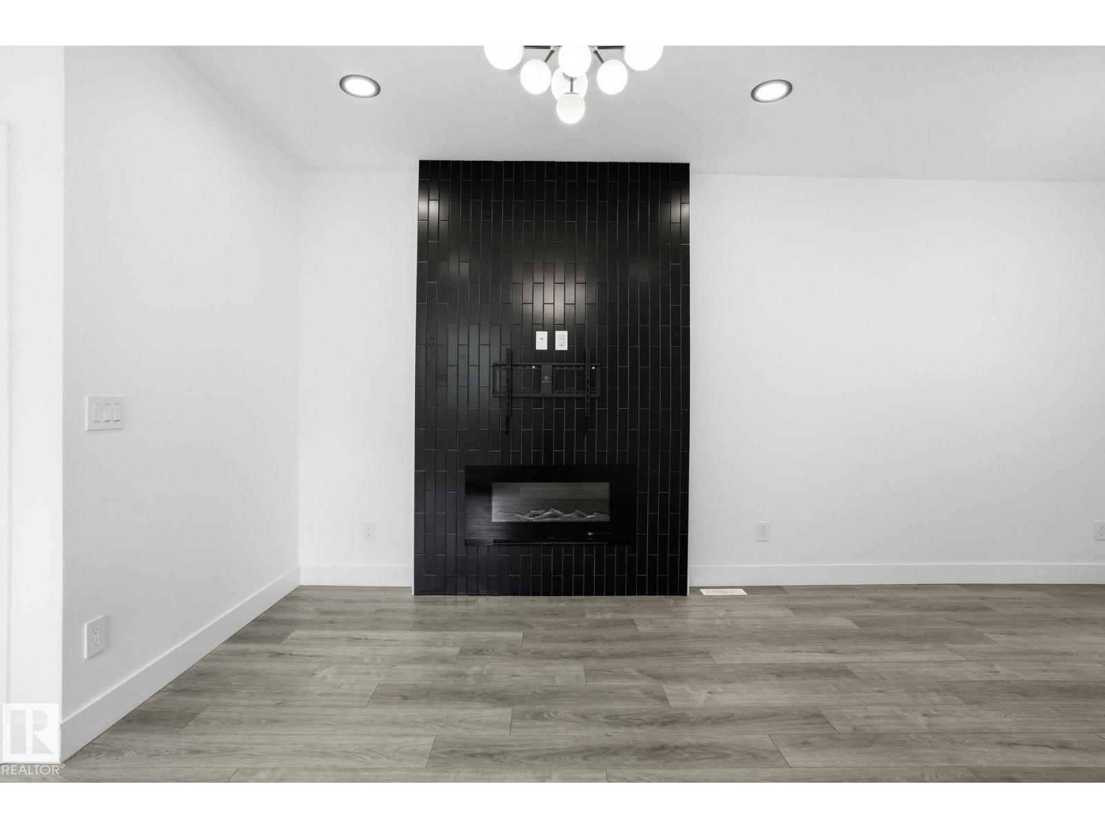 13909 107a Av Nw Property Photo 8