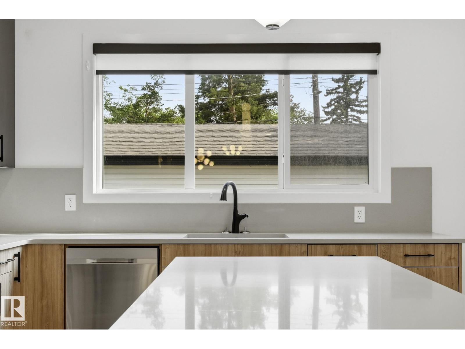 13909 107a Av Nw Property Photo 14