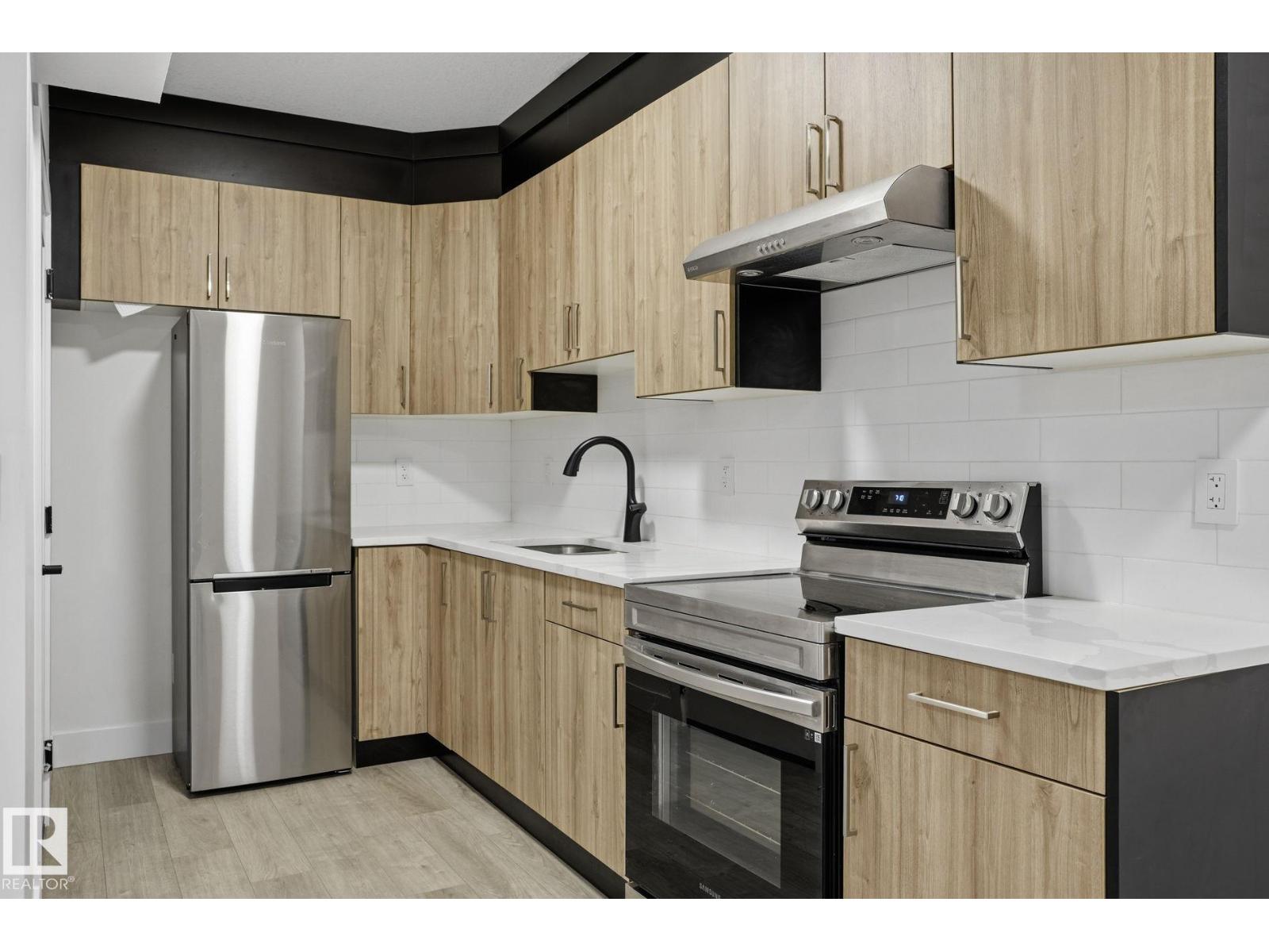 13909 107a Av Nw Property Photo 23