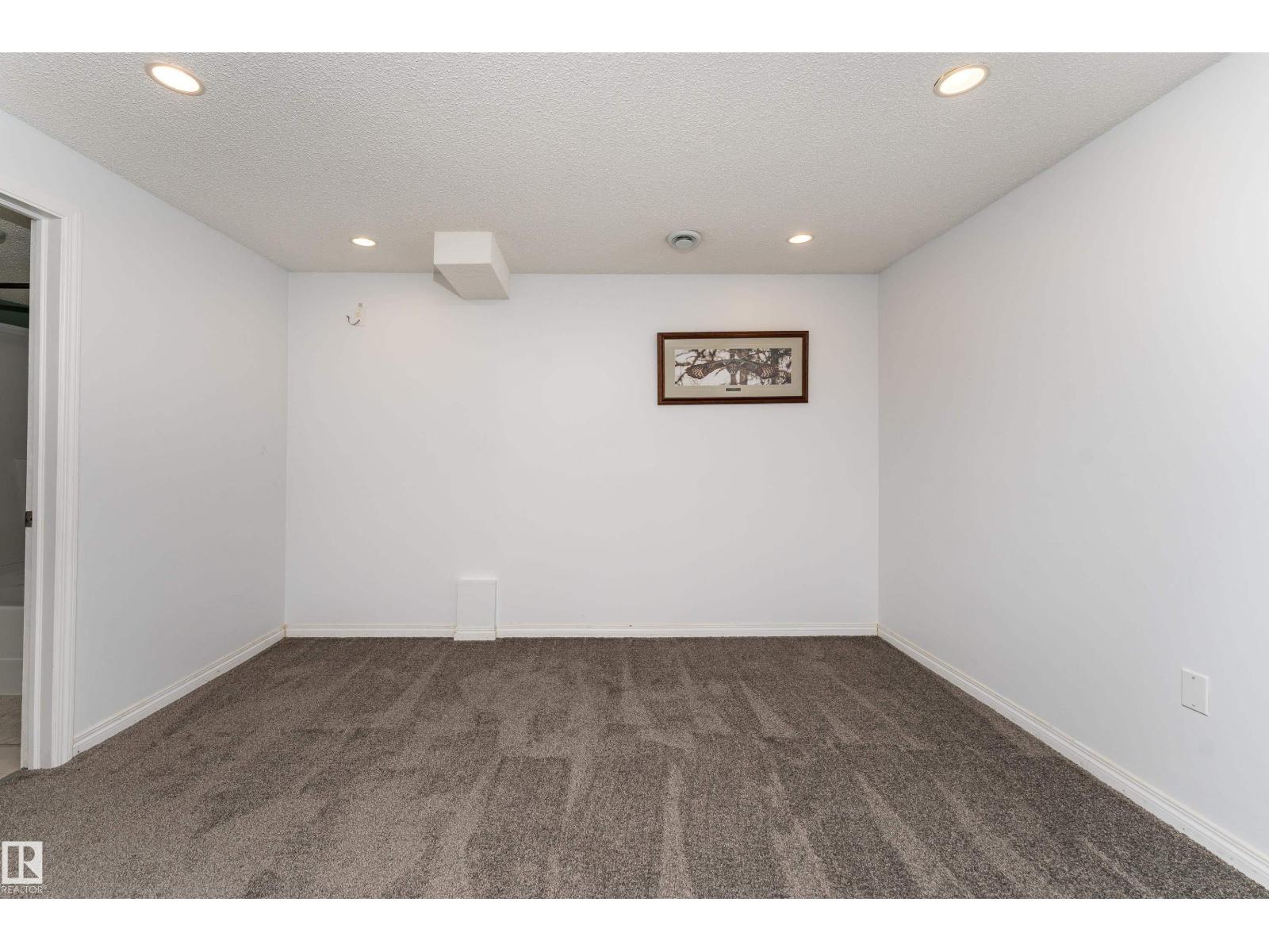 2309 27 Av Nw Property Photo 27
