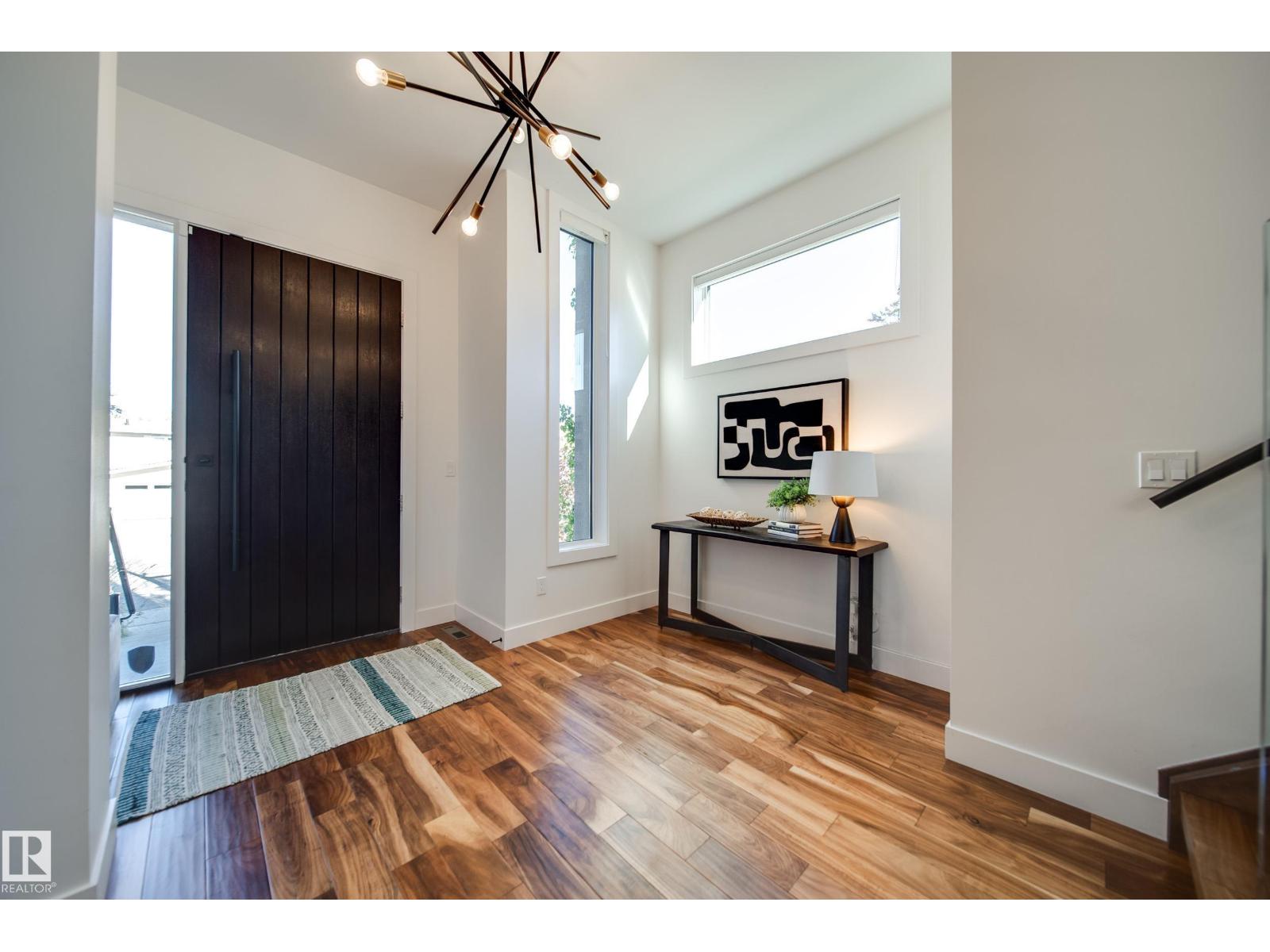 44b Valleyview Cr Nw Property Photo 2