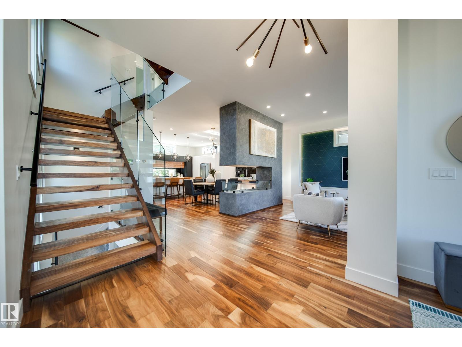 44b Valleyview Cr Nw Property Photo 3