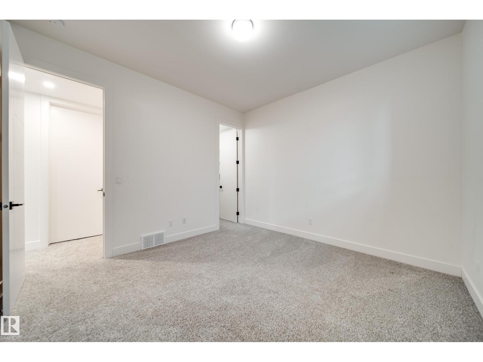 44b Valleyview Cr Nw Property Photo 55
