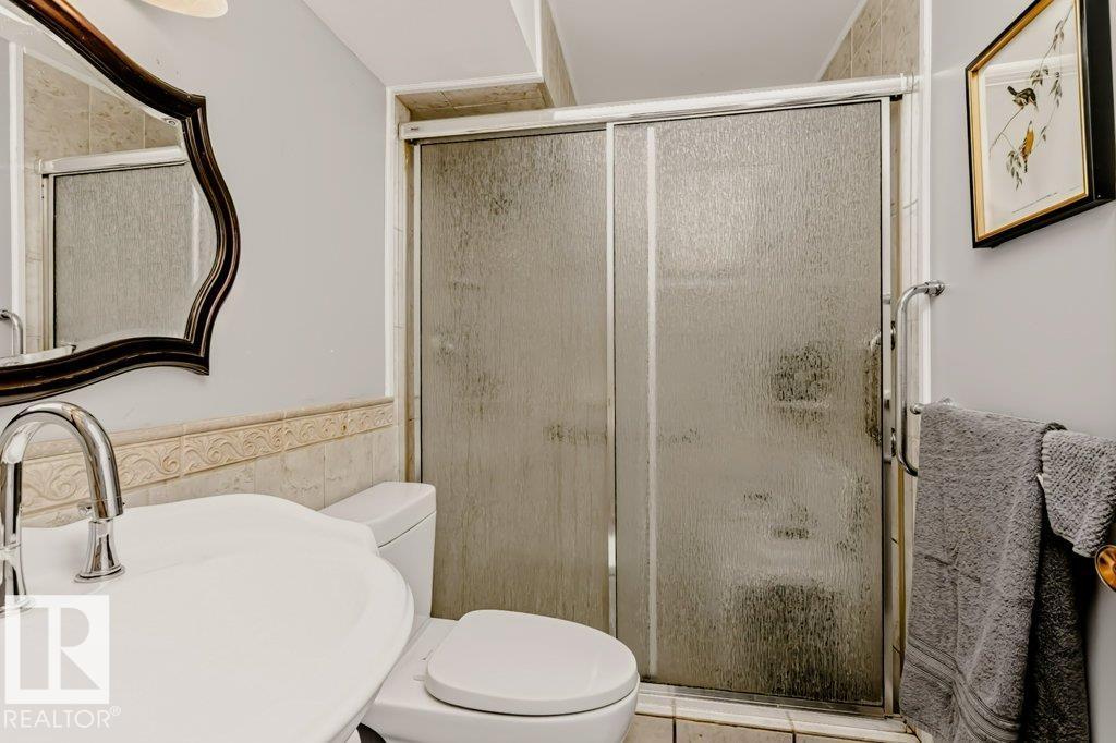 9610 93 Av Property Photo 45
