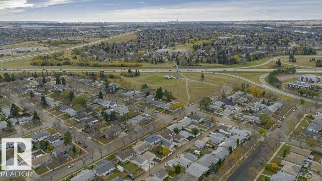 9610 93 Av Property Photo 51