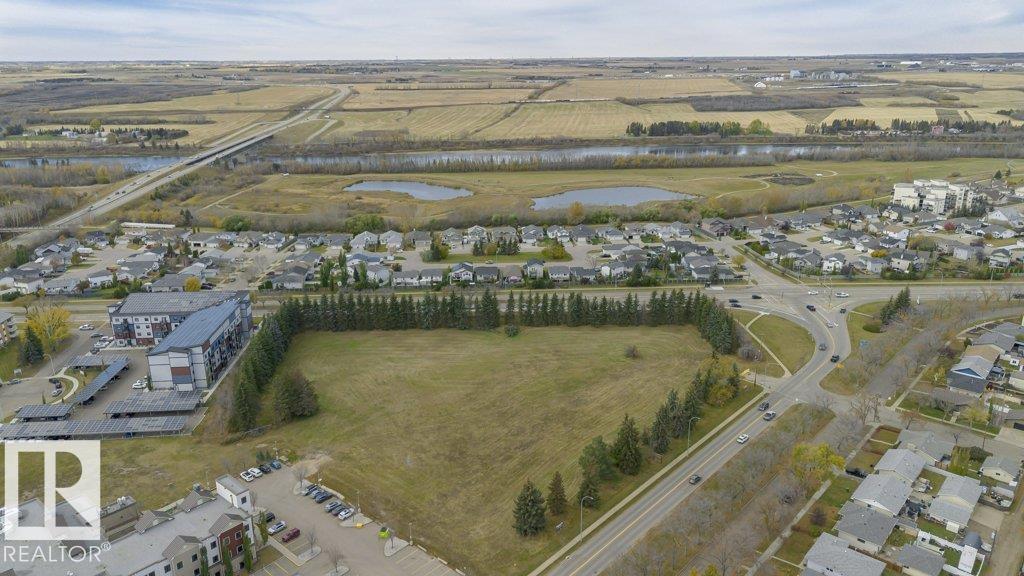 9610 93 Av Property Photo 53
