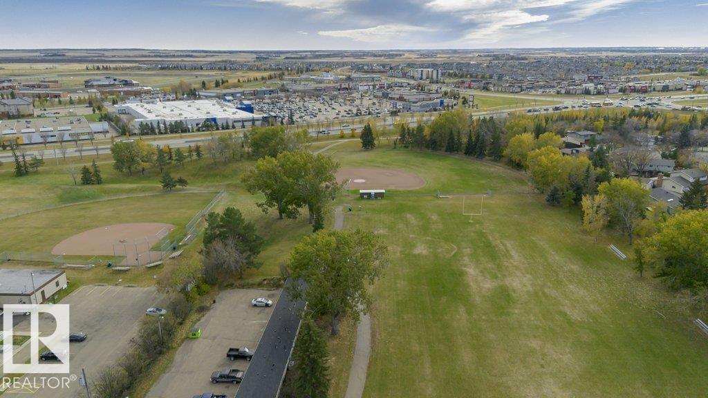 9610 93 Av Property Photo 60