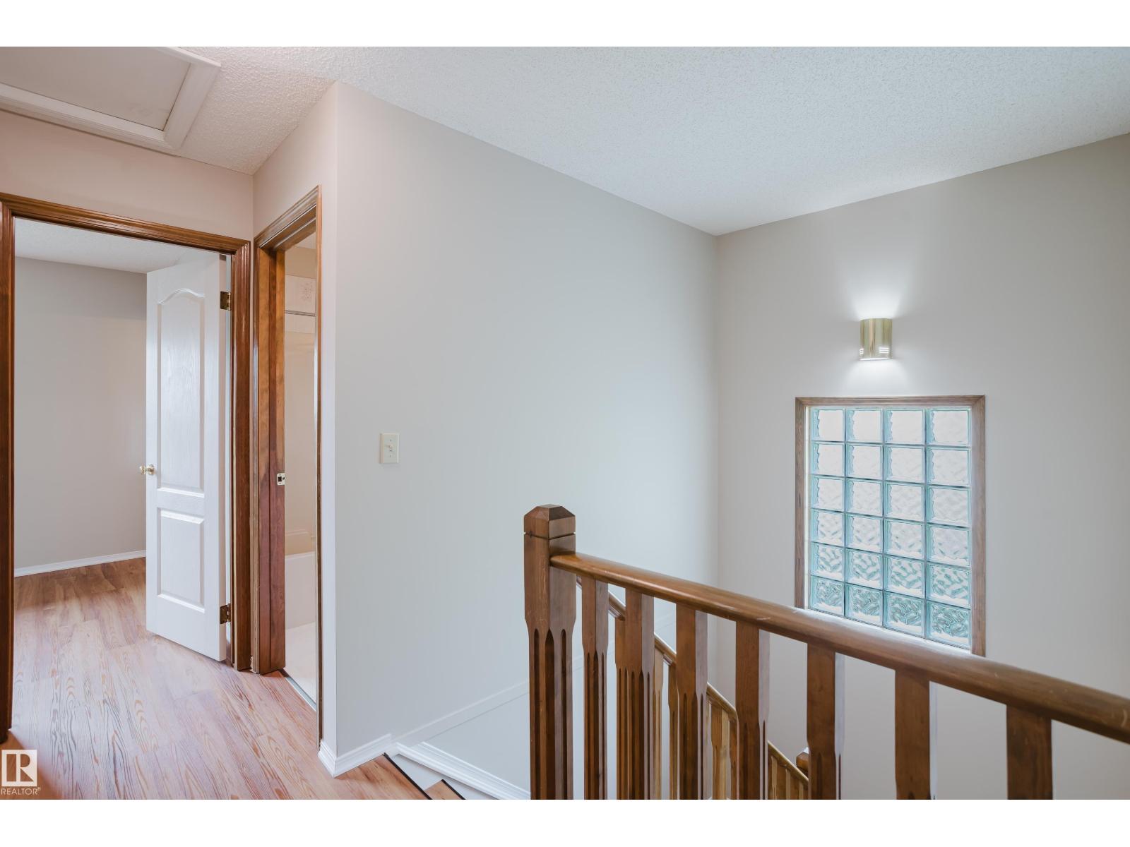 9220 92 St Nw Property Photo 17