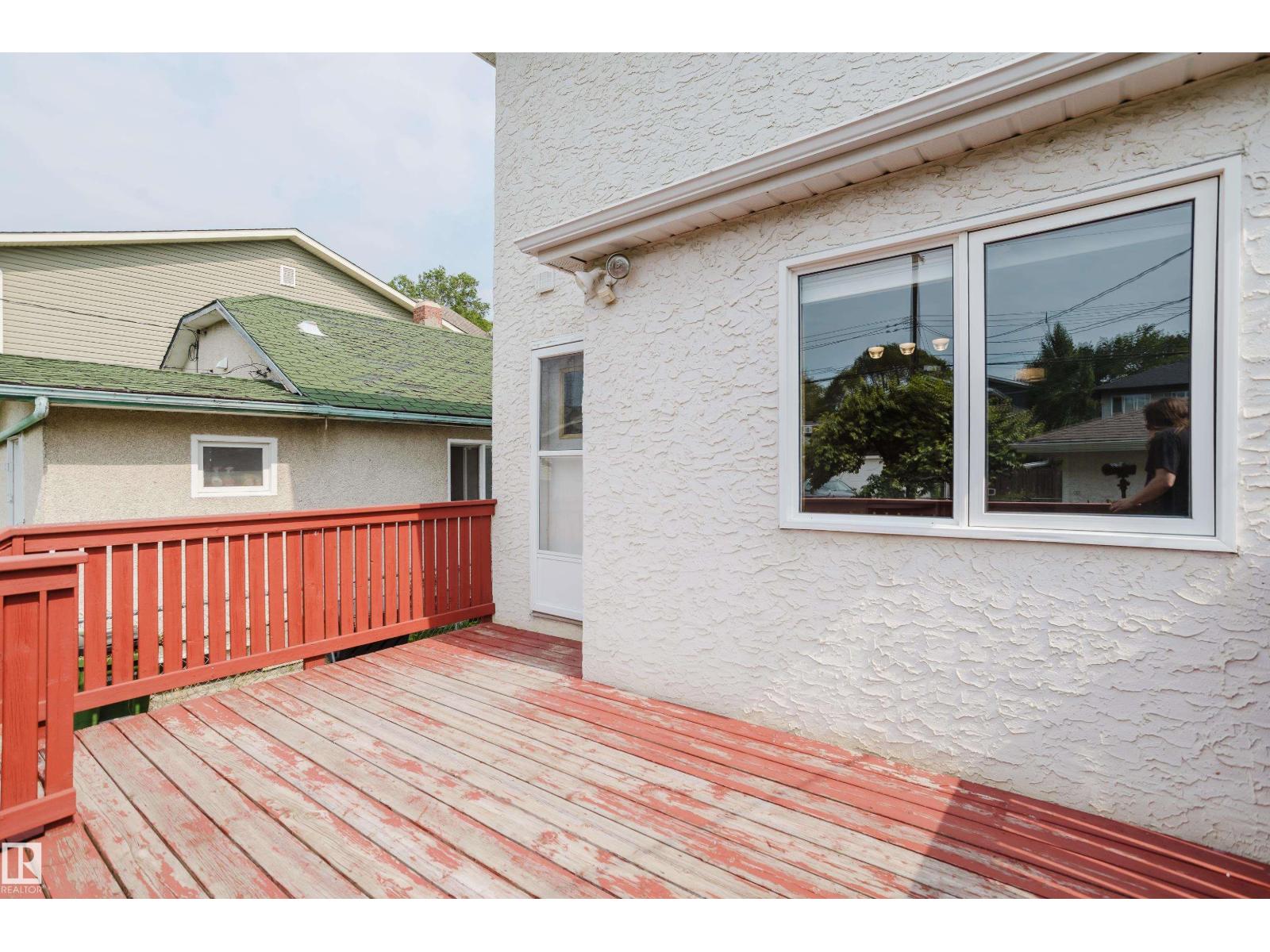 9220 92 St Nw Property Photo 42