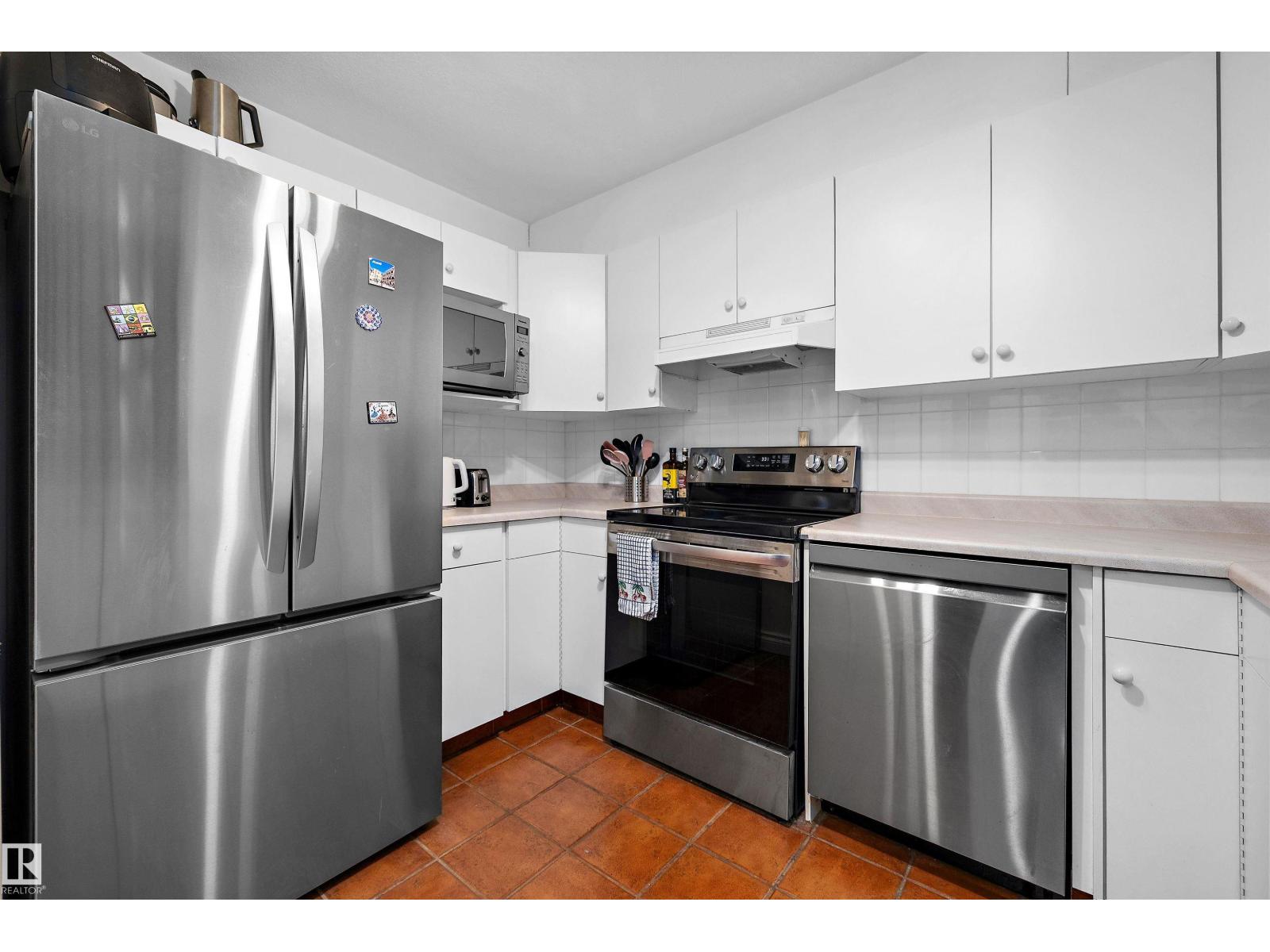 #304 11316 103 Av Nw Property Photo 6