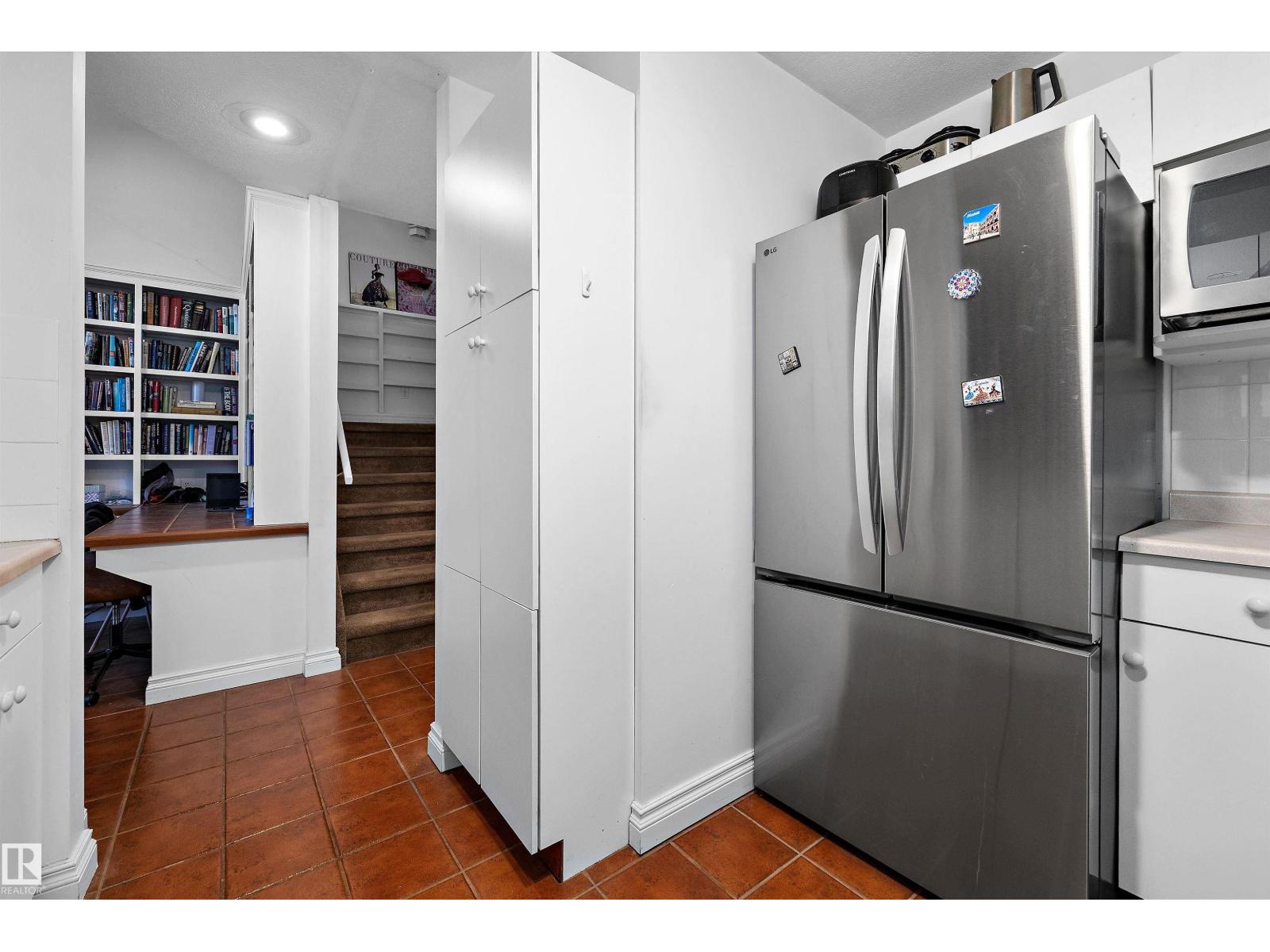 #304 11316 103 Av Nw Property Photo 8
