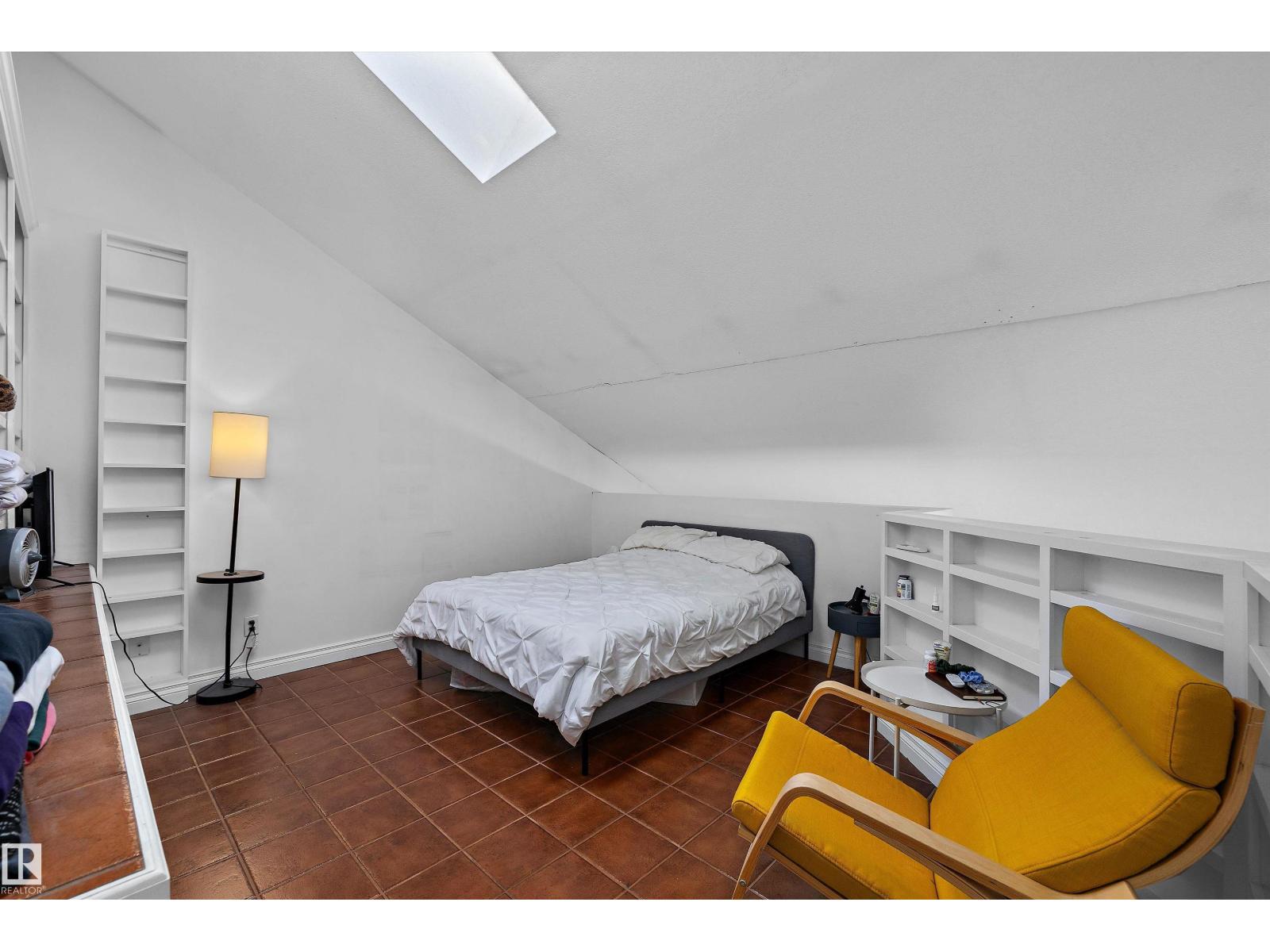 #304 11316 103 Av Nw Property Photo 18