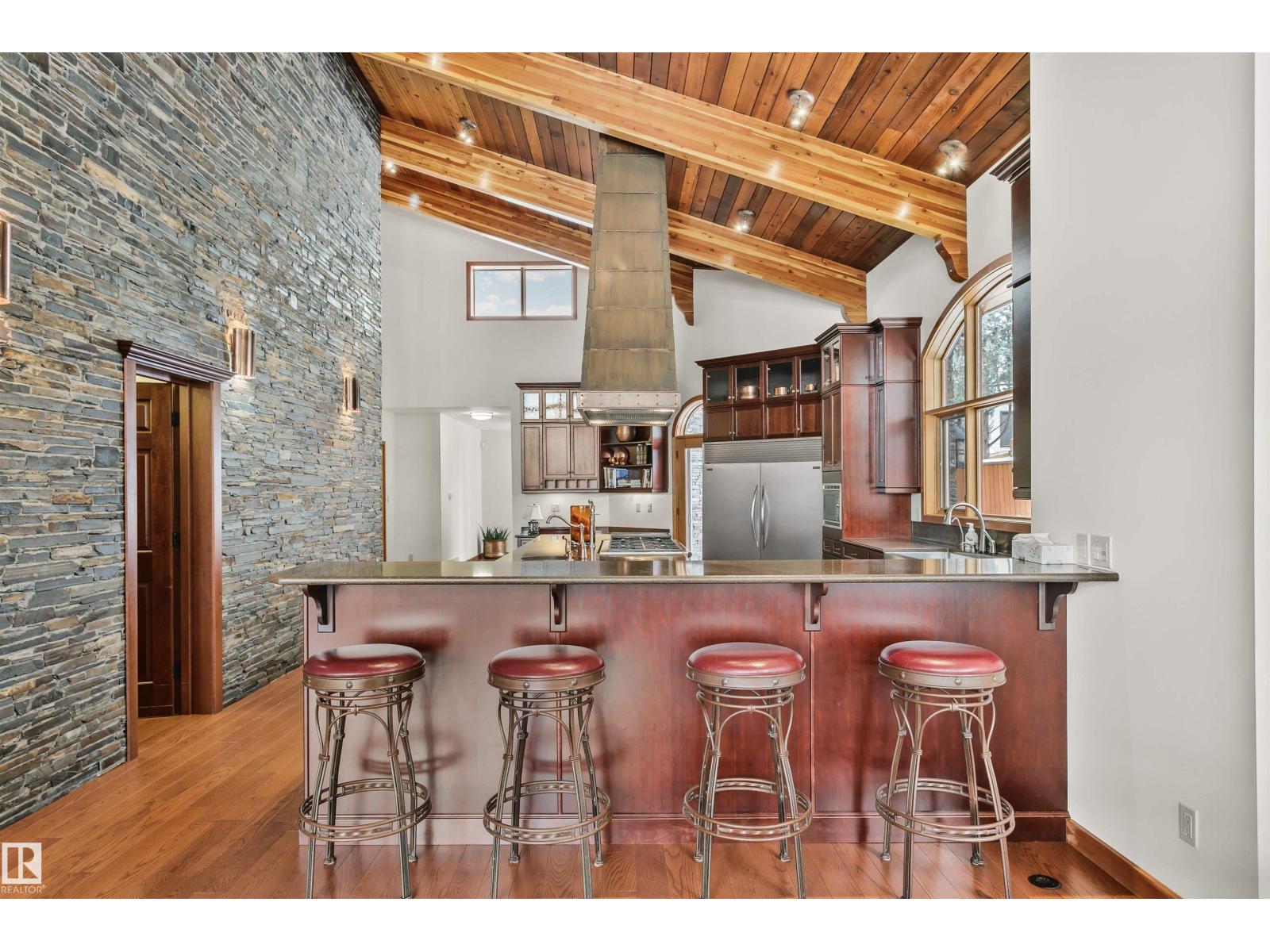 12 Wellington Cr Nw Property Photo 27