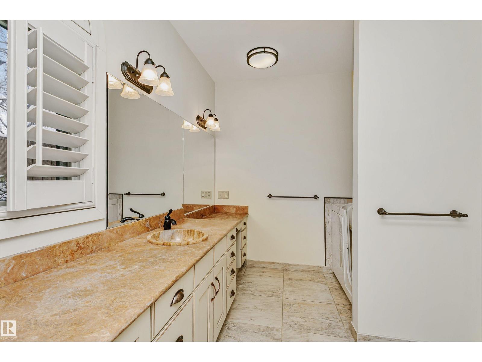 12 Wellington Cr Nw Property Photo 41