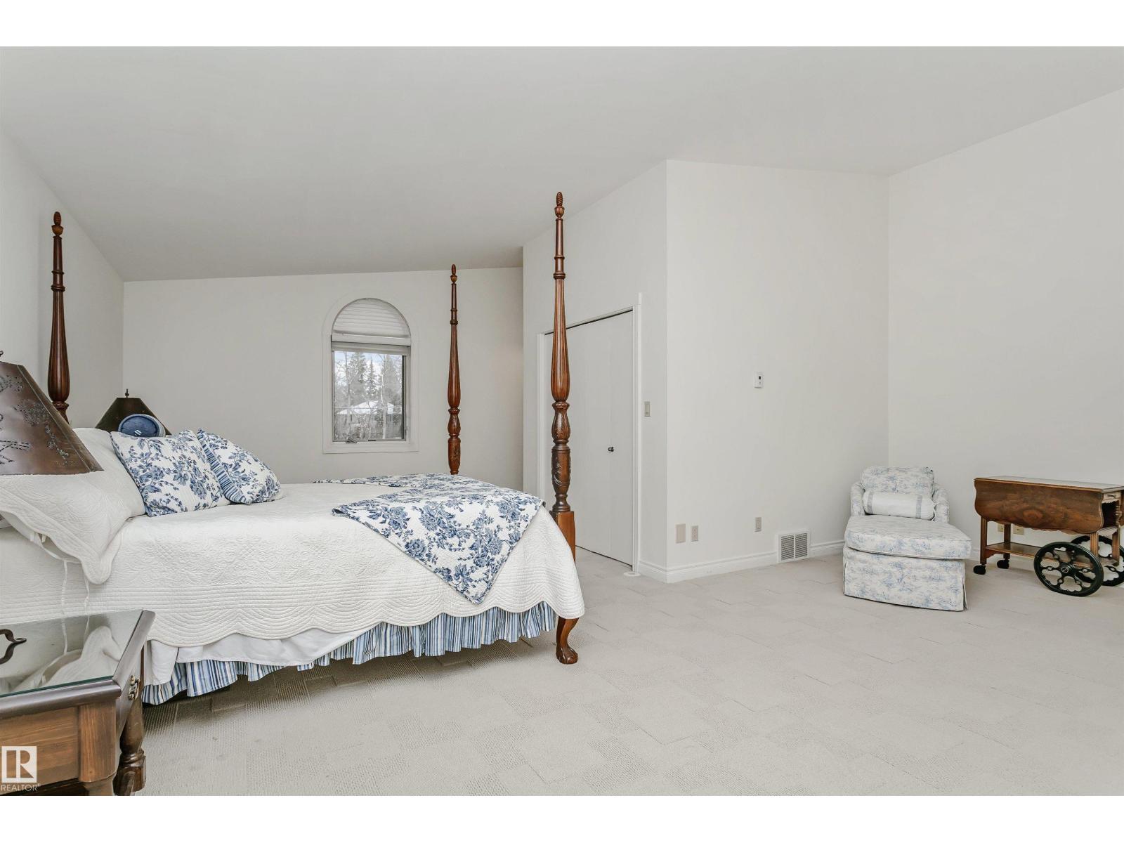 12 Wellington Cr Nw Property Photo 55