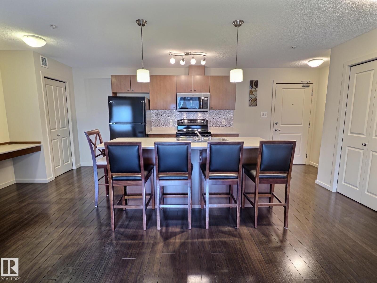 #106 508 Albany Wy Nw Property Photo 3
