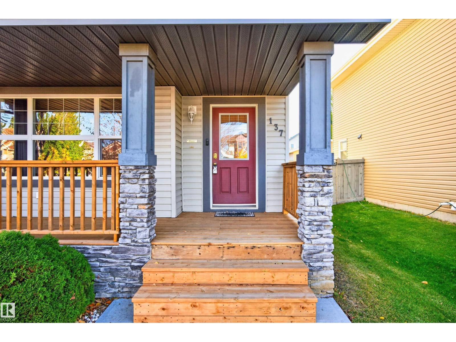 137 62 St Sw Property Photo 3