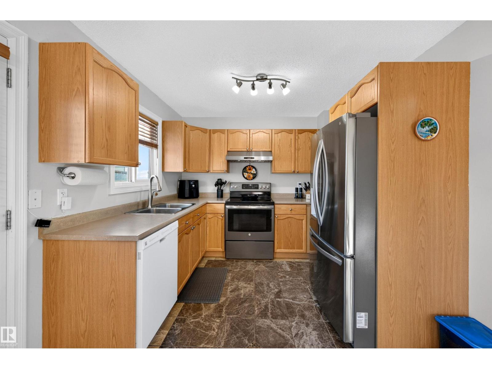 137 62 St Sw Property Photo 19
