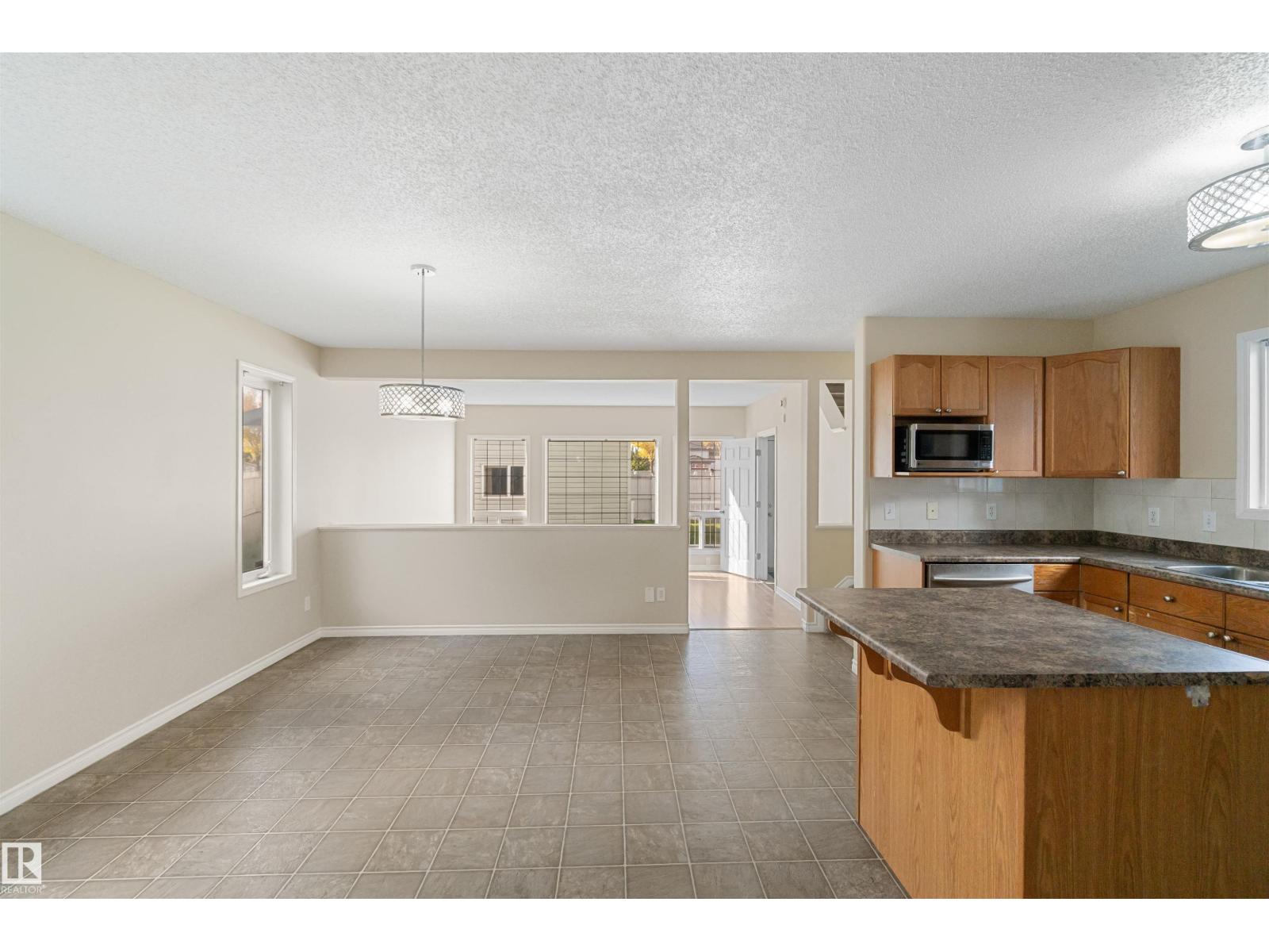 460 Gibb Wd Nw Property Photo 11