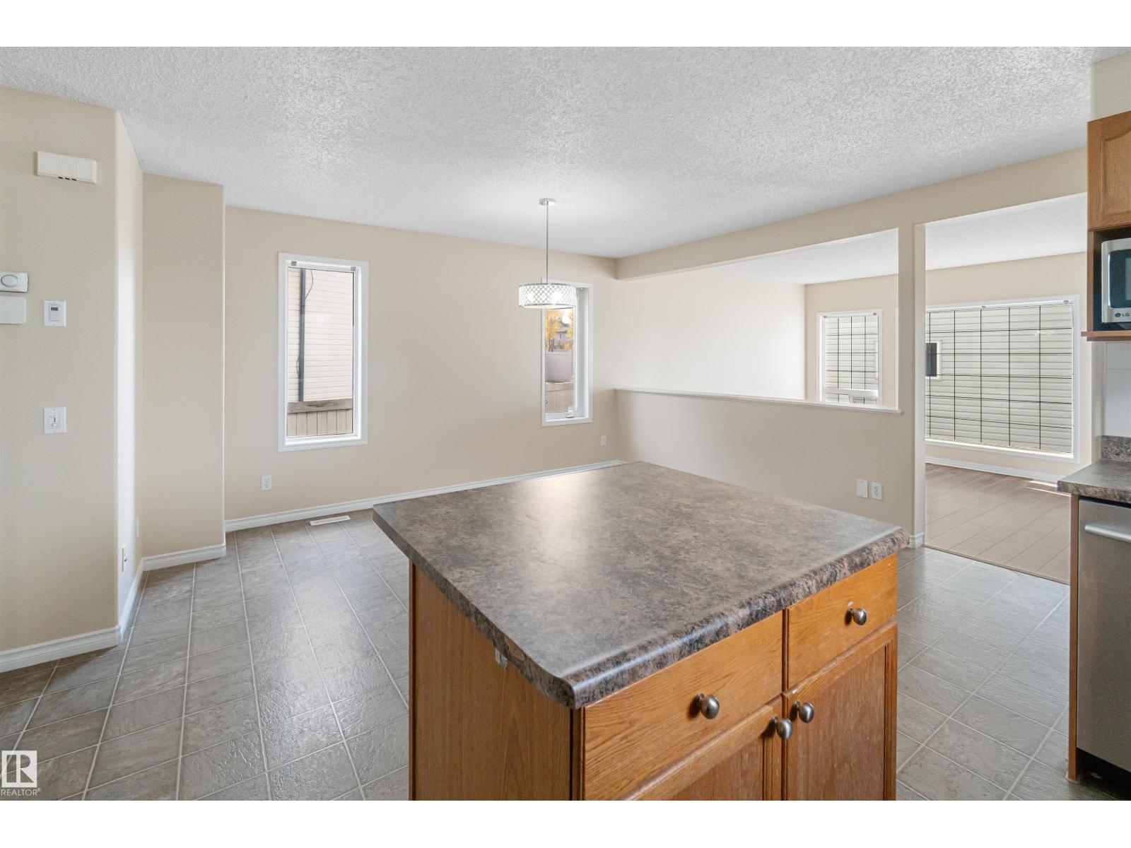 460 Gibb Wd Nw Property Photo 12