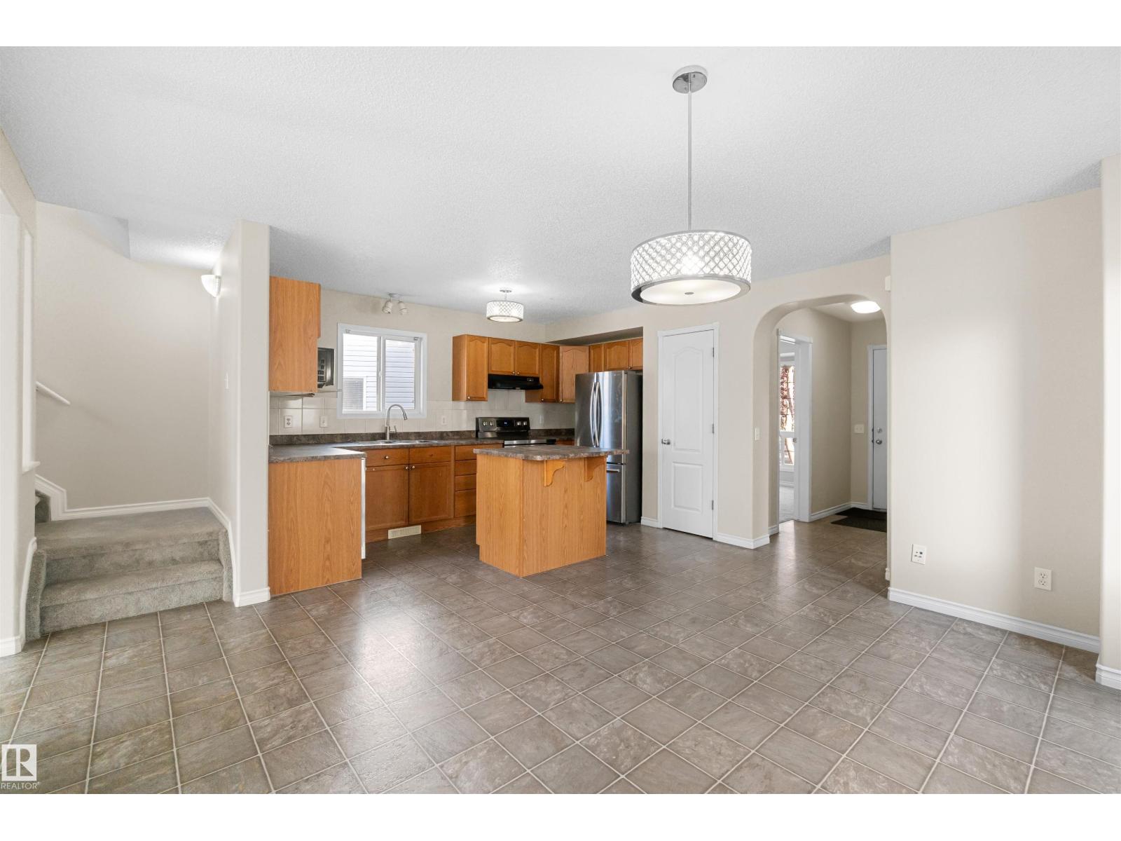460 Gibb Wd Nw Property Photo 13