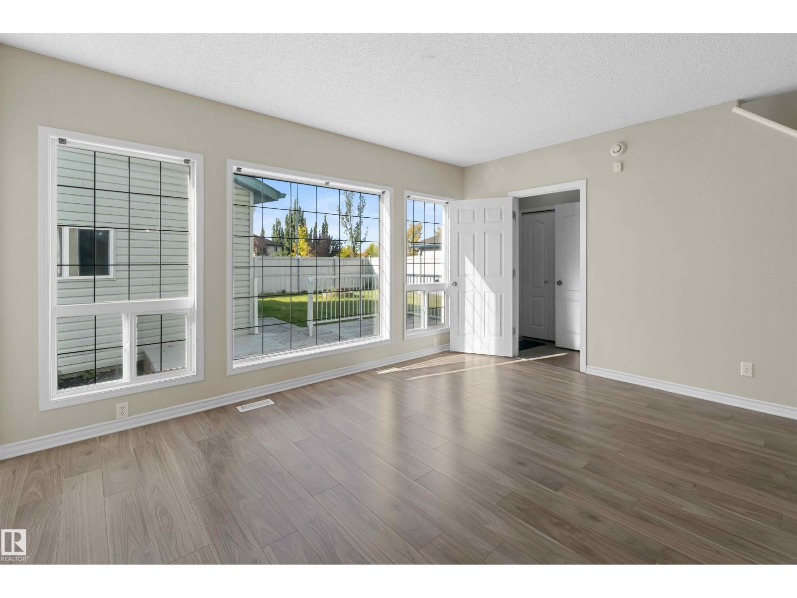 460 Gibb Wd Nw Property Photo 17