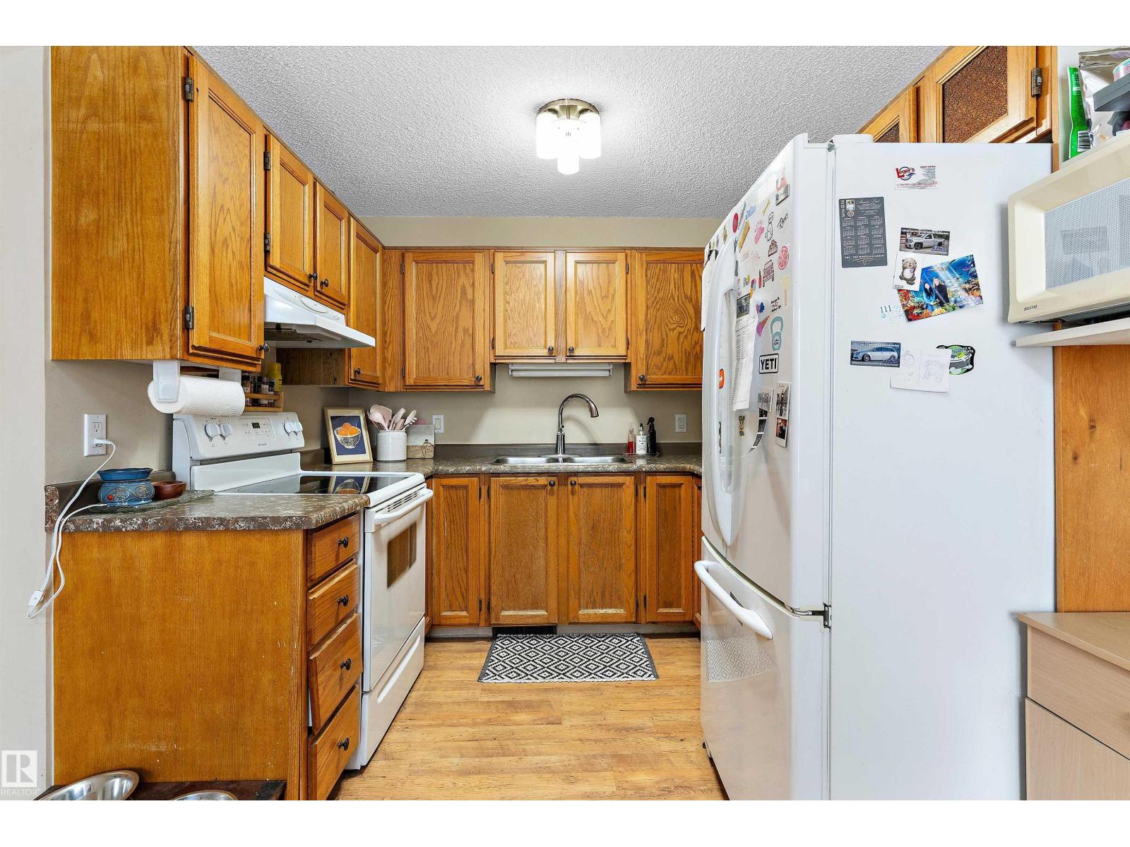 5406 55 St Property Photo 13