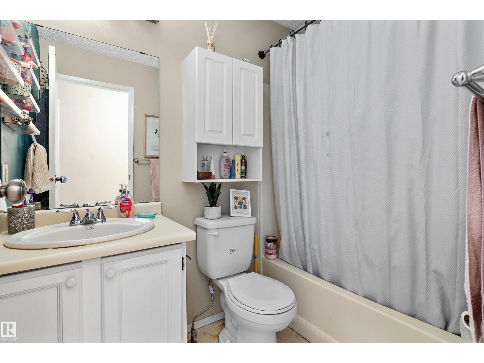 5406 55 St Property Photo 16