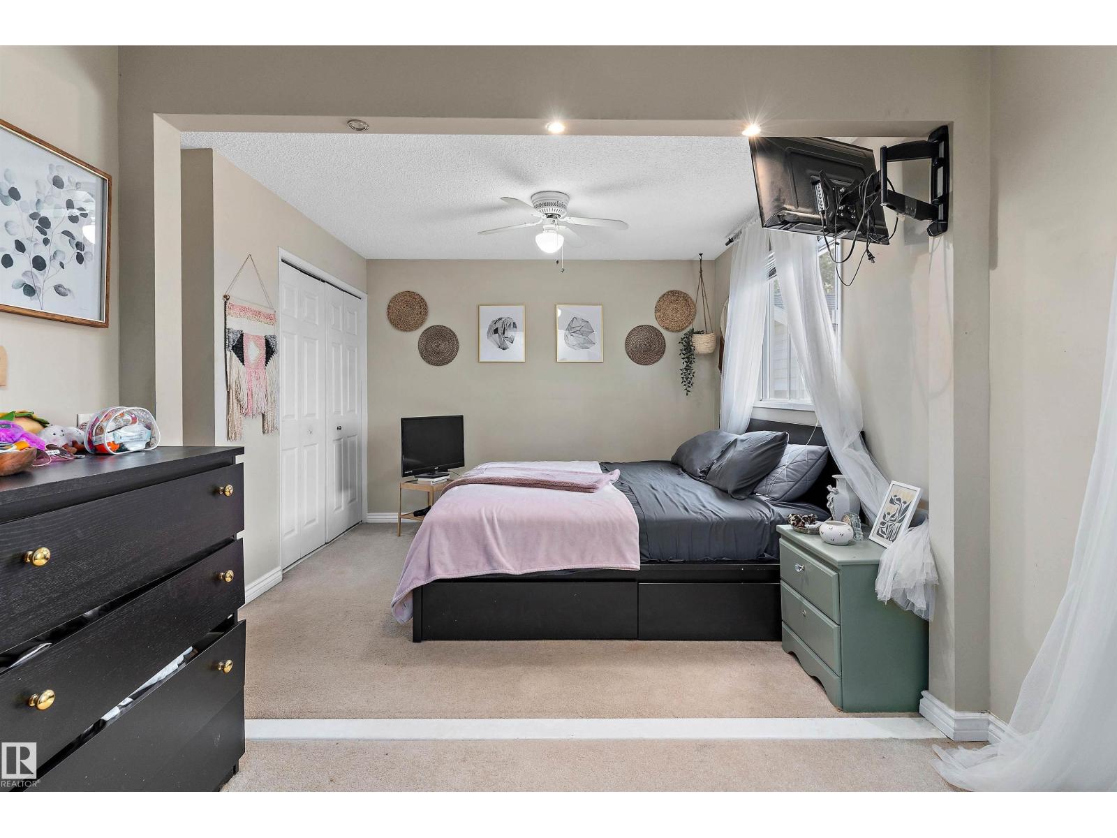 5406 55 St Property Photo 17