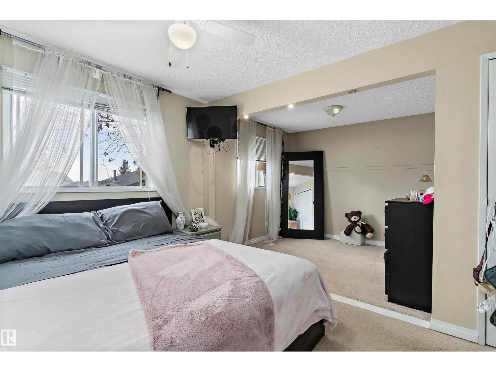 5406 55 St Property Photo 19