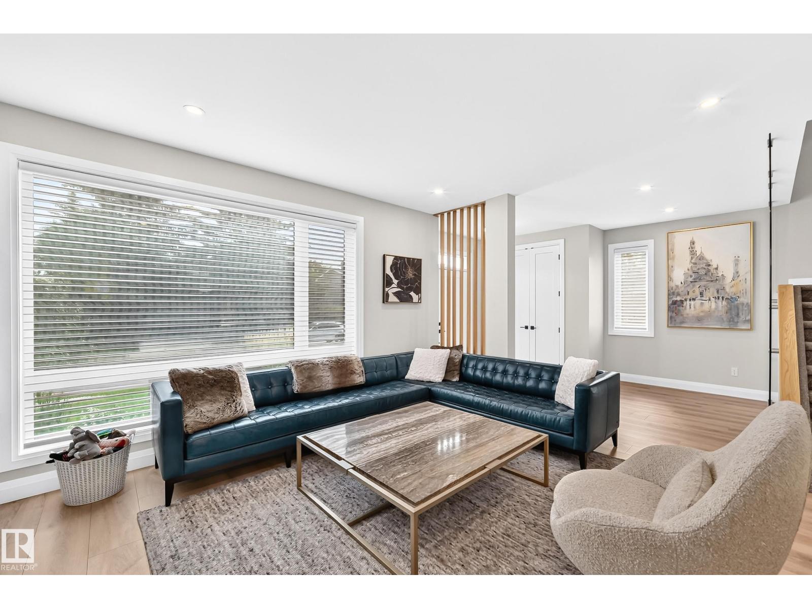 12631 52 Av Nw Property Photo 10