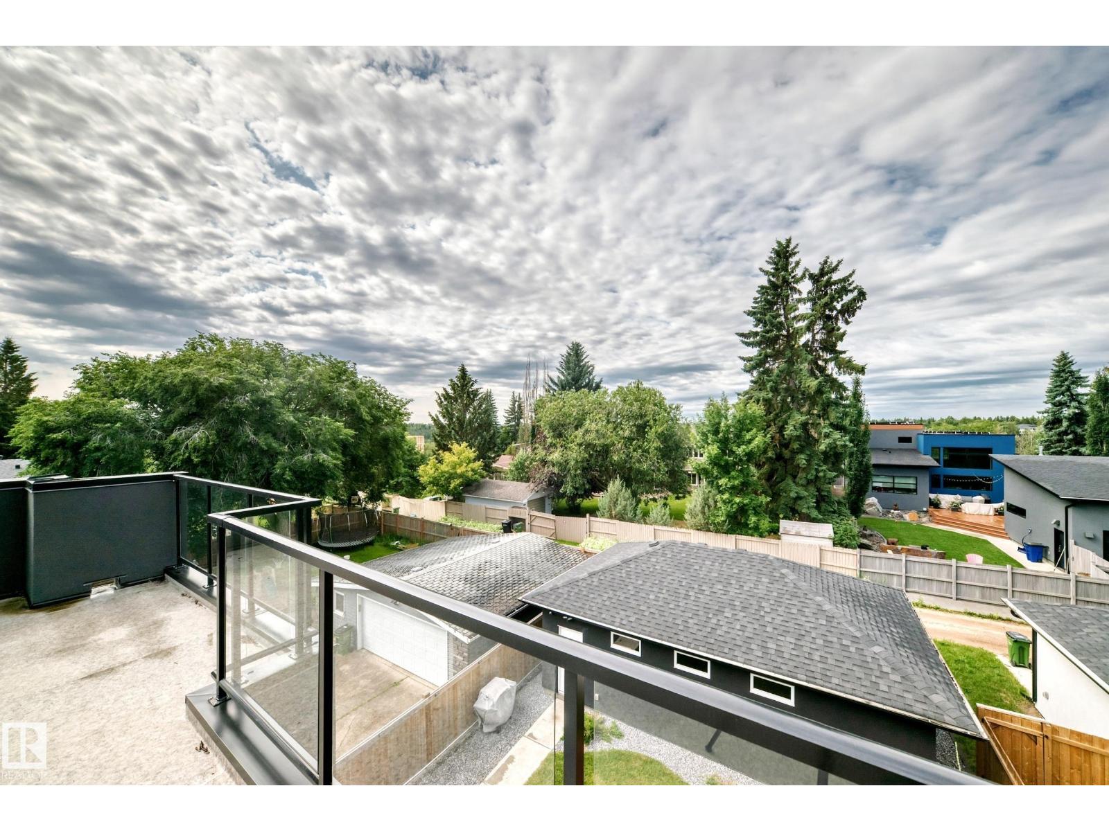 12631 52 Av Nw Property Photo 50
