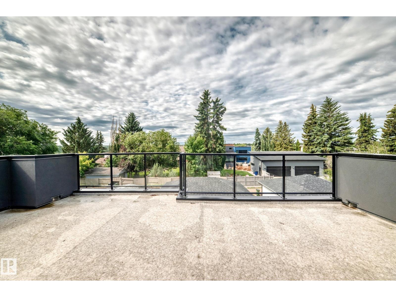 12631 52 Av Nw Property Photo 51