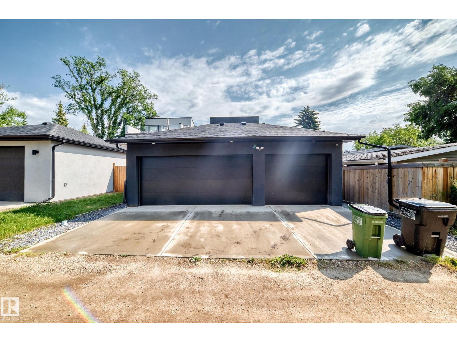 12631 52 Av Nw Property Photo 64