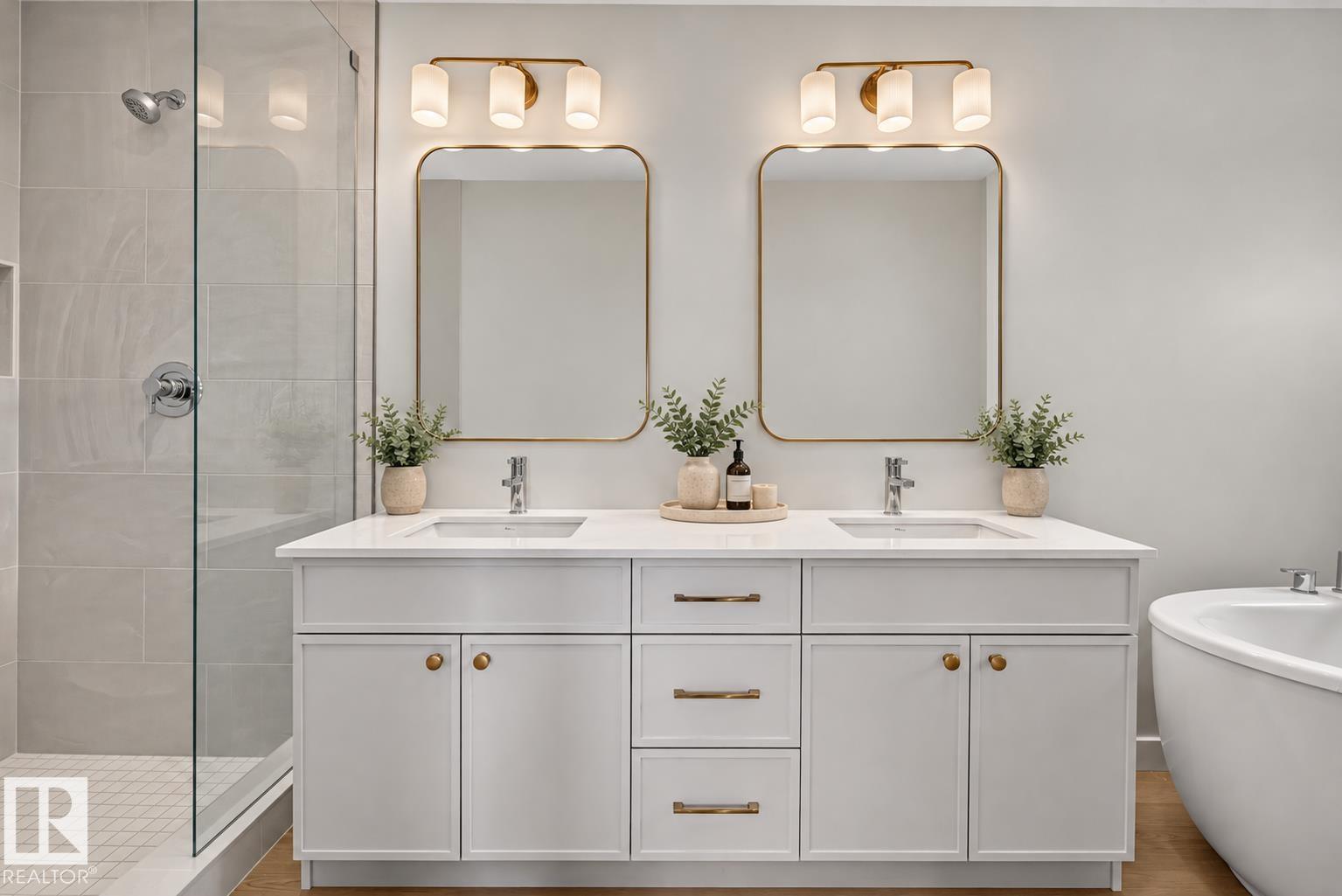 5302 55 Av Property Photo 41